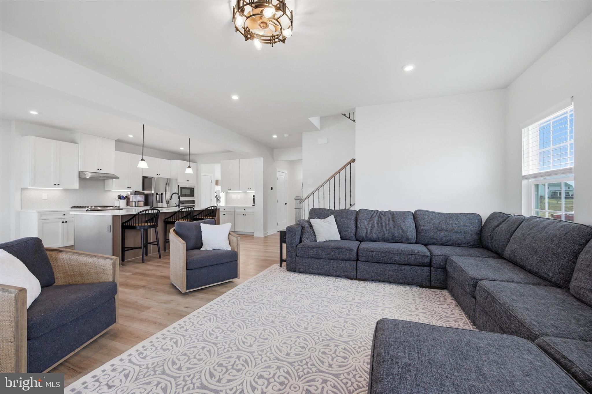 CHESTNUT RIDGE - Residential