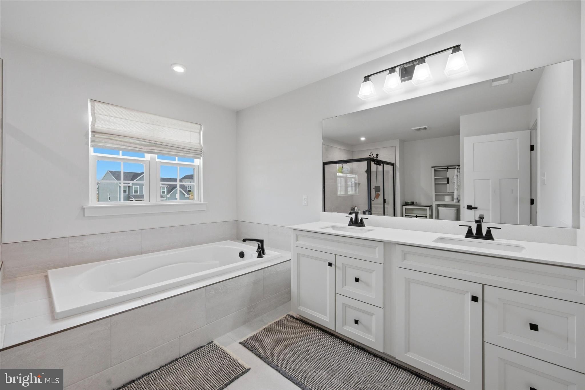 CHESTNUT RIDGE - Residential