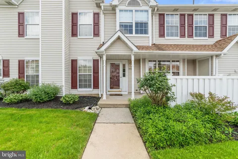 4402 Aberdeen Lane, Blackwood, NJ MLS: NJCD2092232