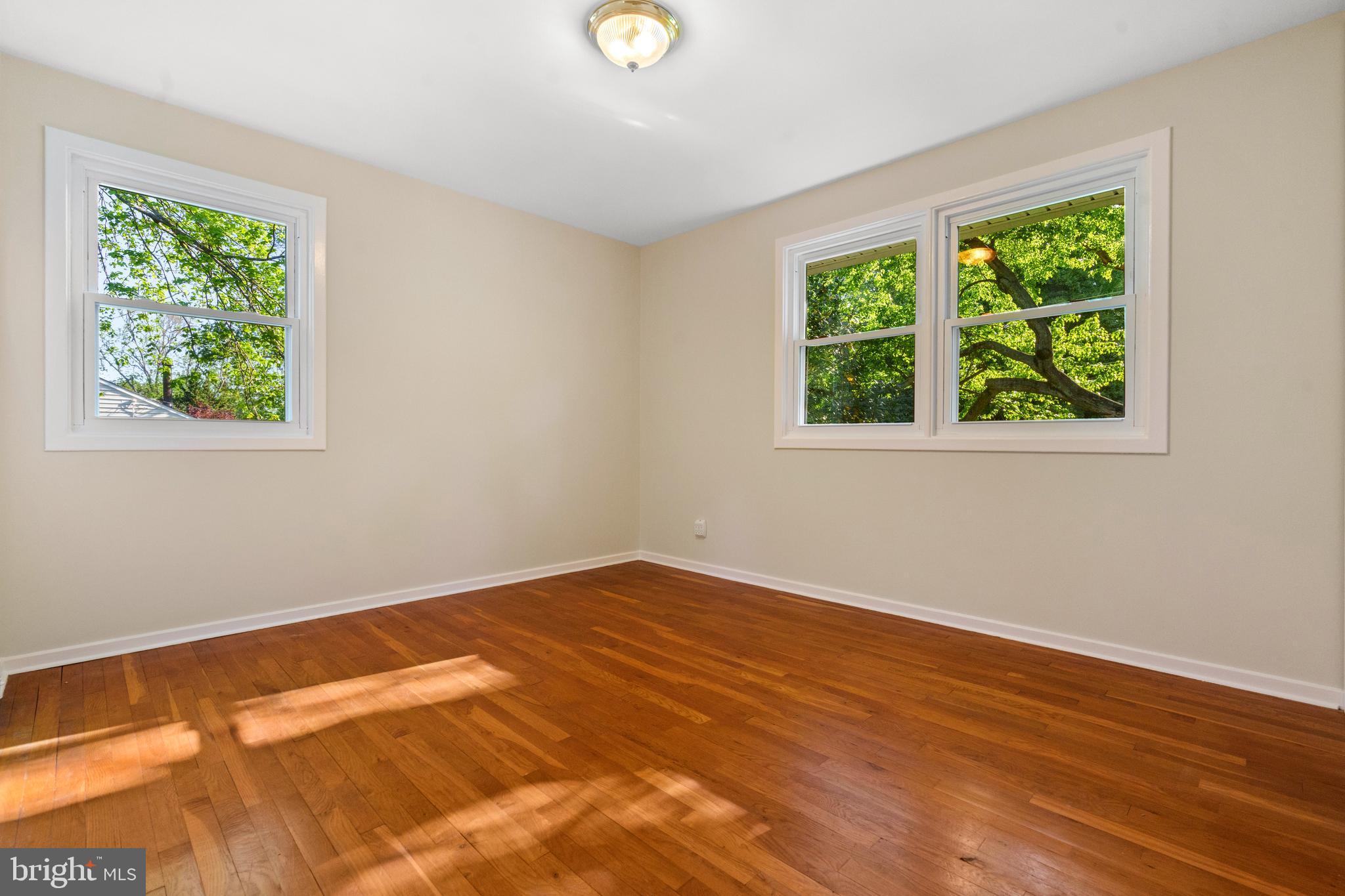 FAIRFAX HOMES - Residential