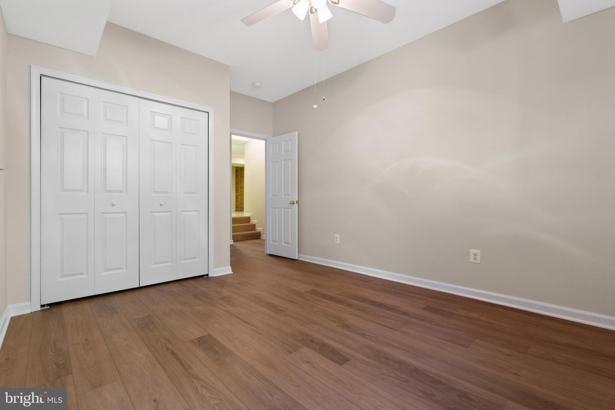 FAIRFAX HOMES - Residential