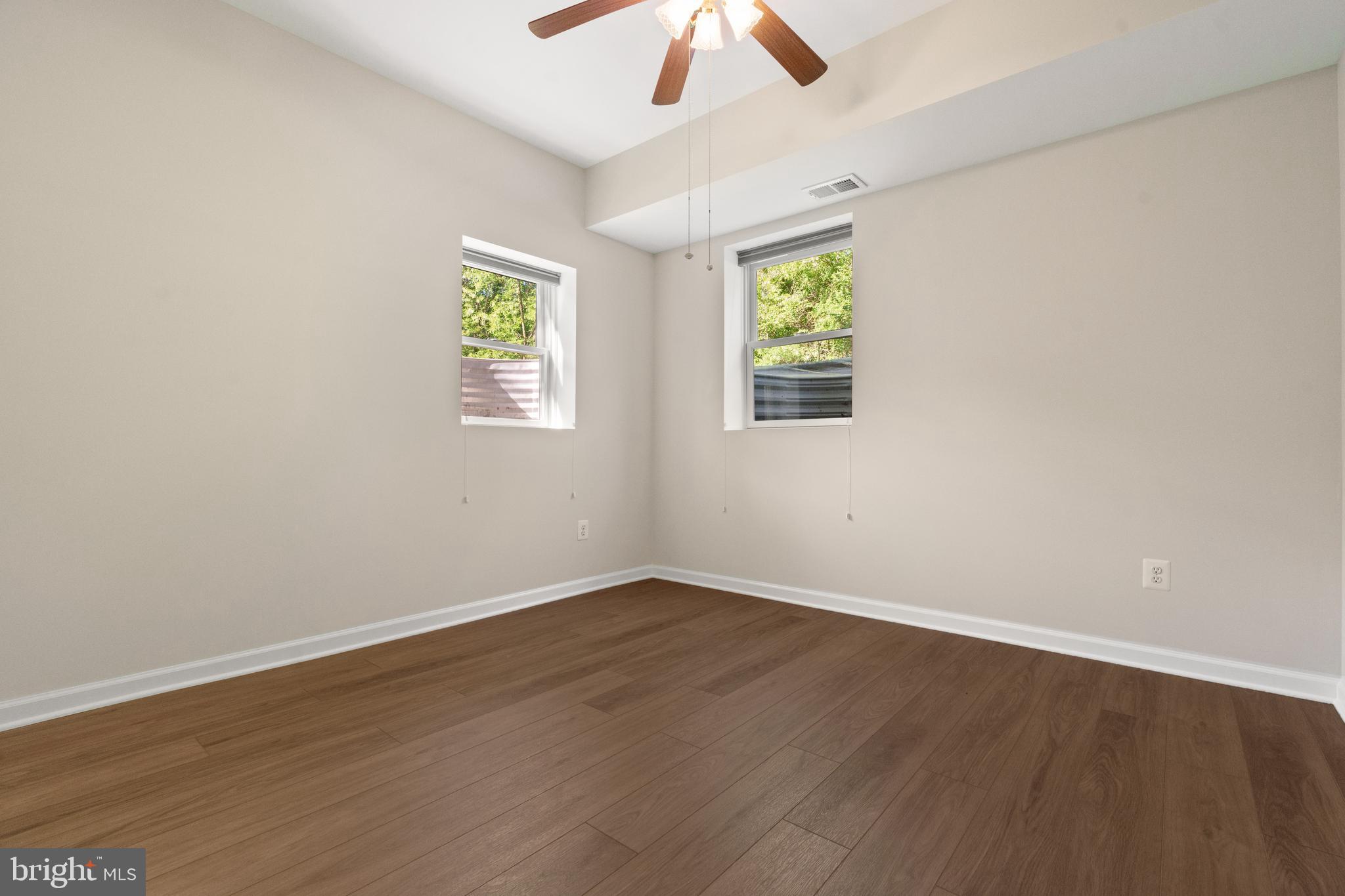 FAIRFAX HOMES - Residential