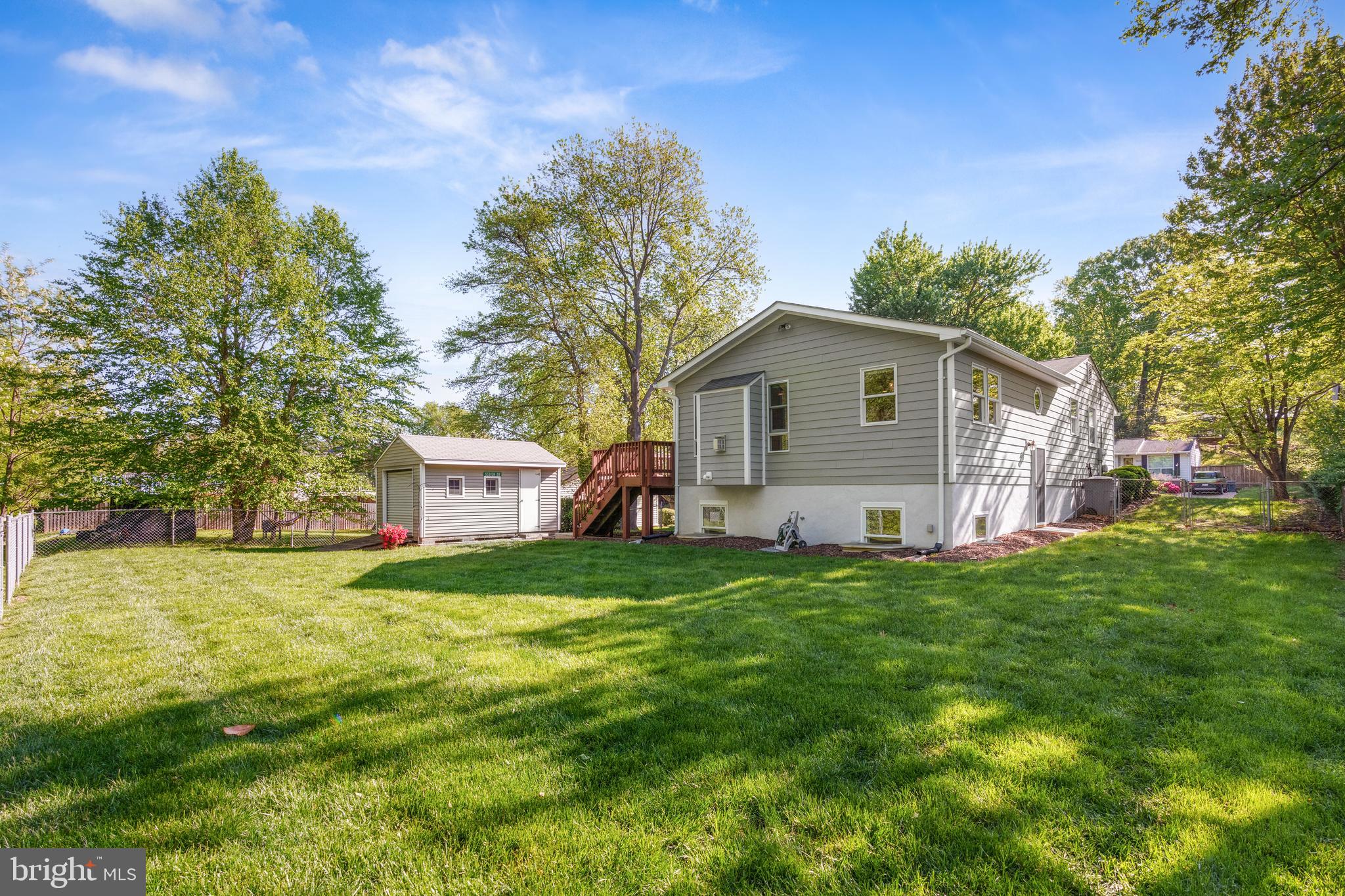 FAIRFAX HOMES - Residential