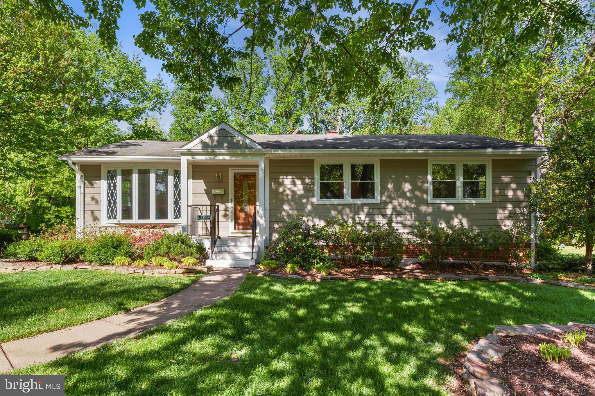 FAIRFAX HOMES - Residential