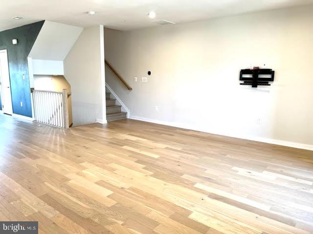 METRO WALK AT MOOREFIELD STATION - Residential Lease