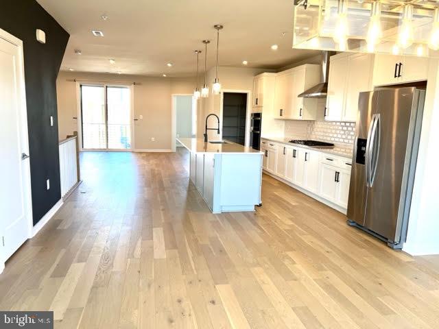 METRO WALK AT MOOREFIELD STATION - Residential Lease