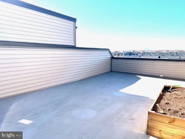 METRO WALK AT MOOREFIELD STATION - Residential Lease