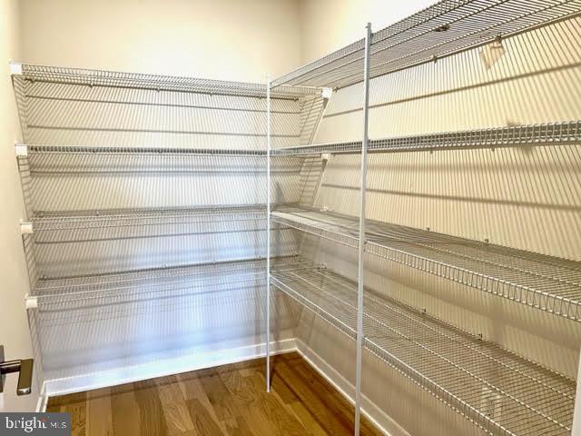 METRO WALK AT MOOREFIELD STATION - Residential Lease