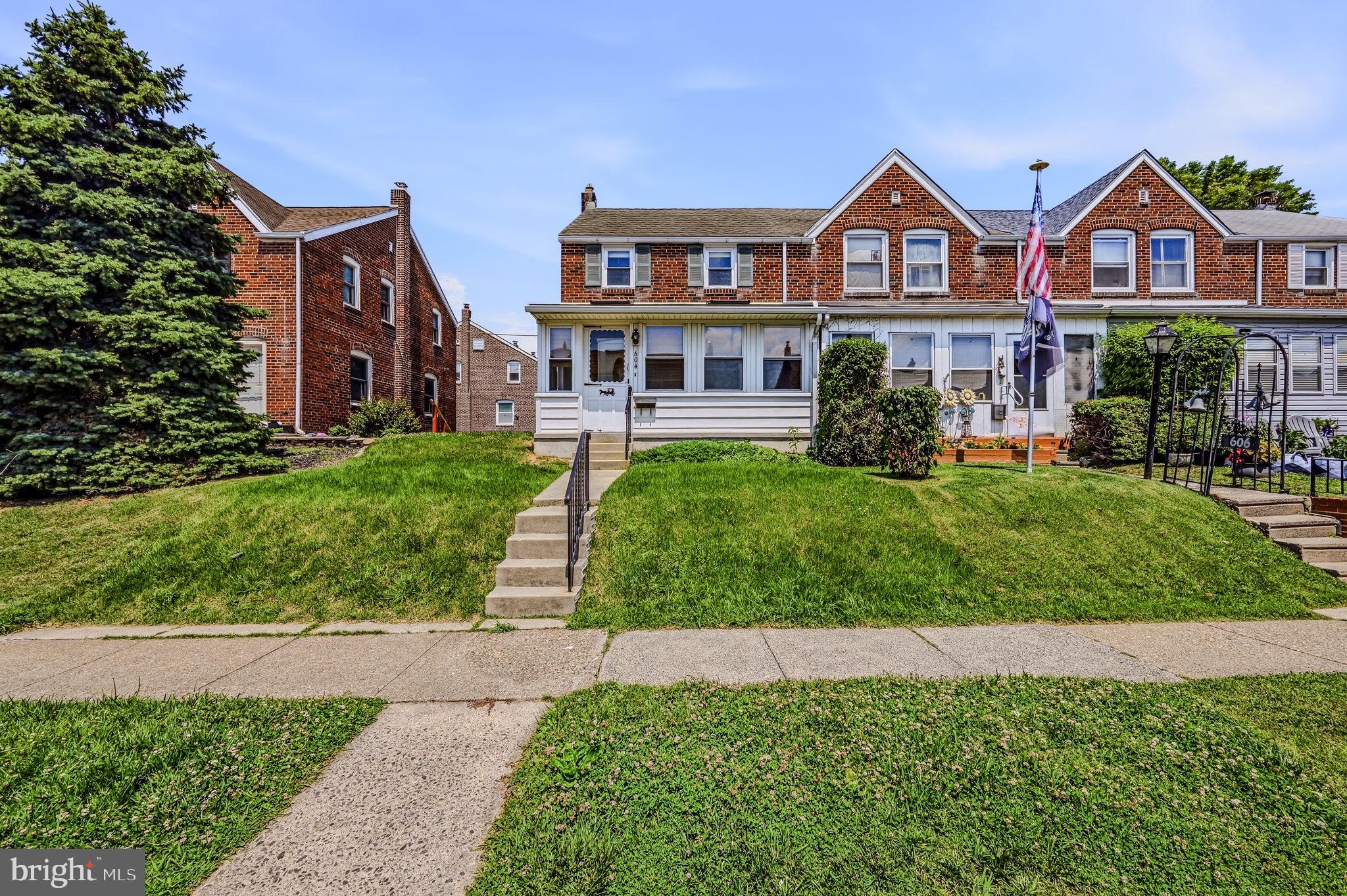 604 BRAXTON ROAD