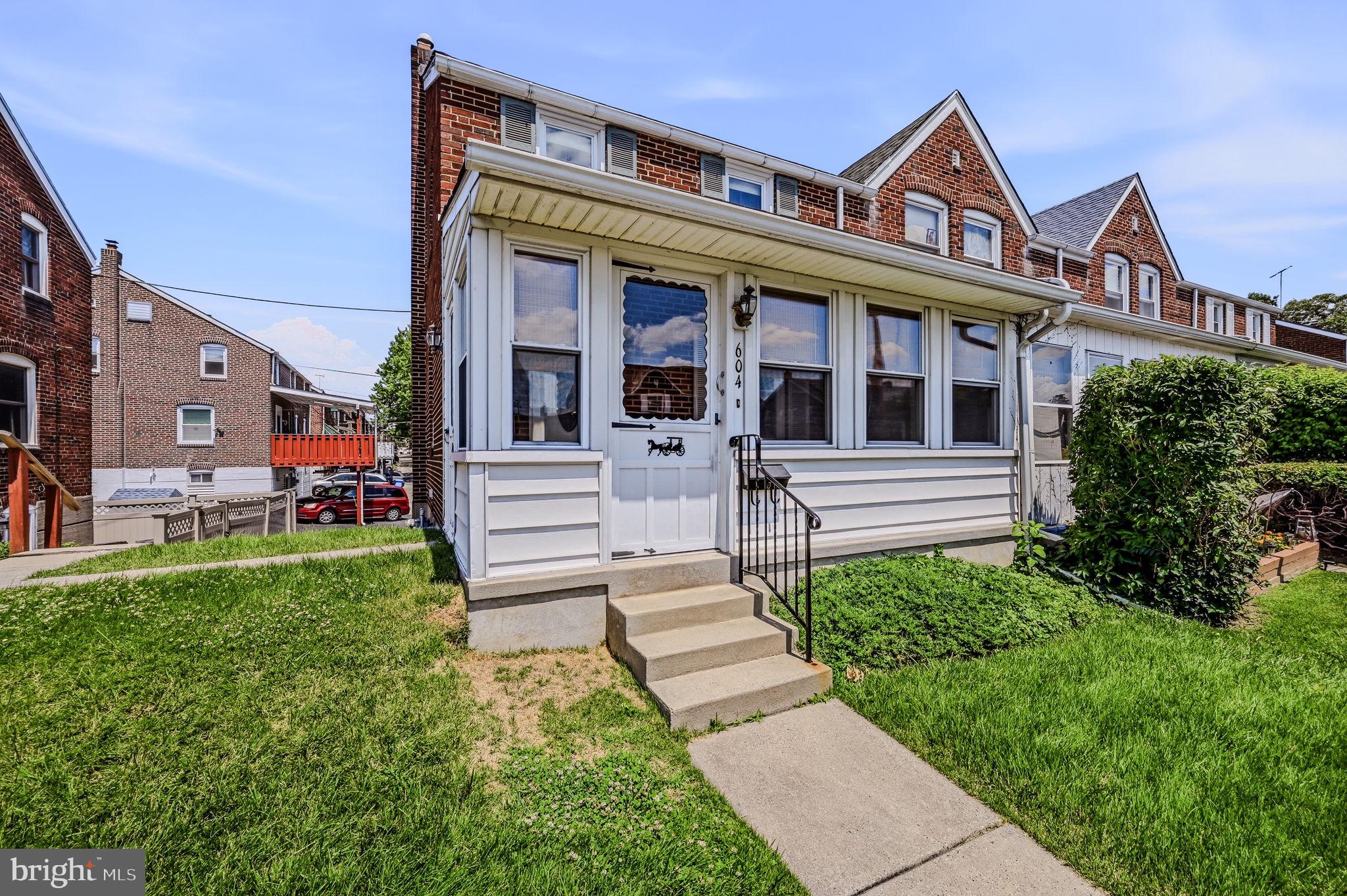 604 BRAXTON ROAD