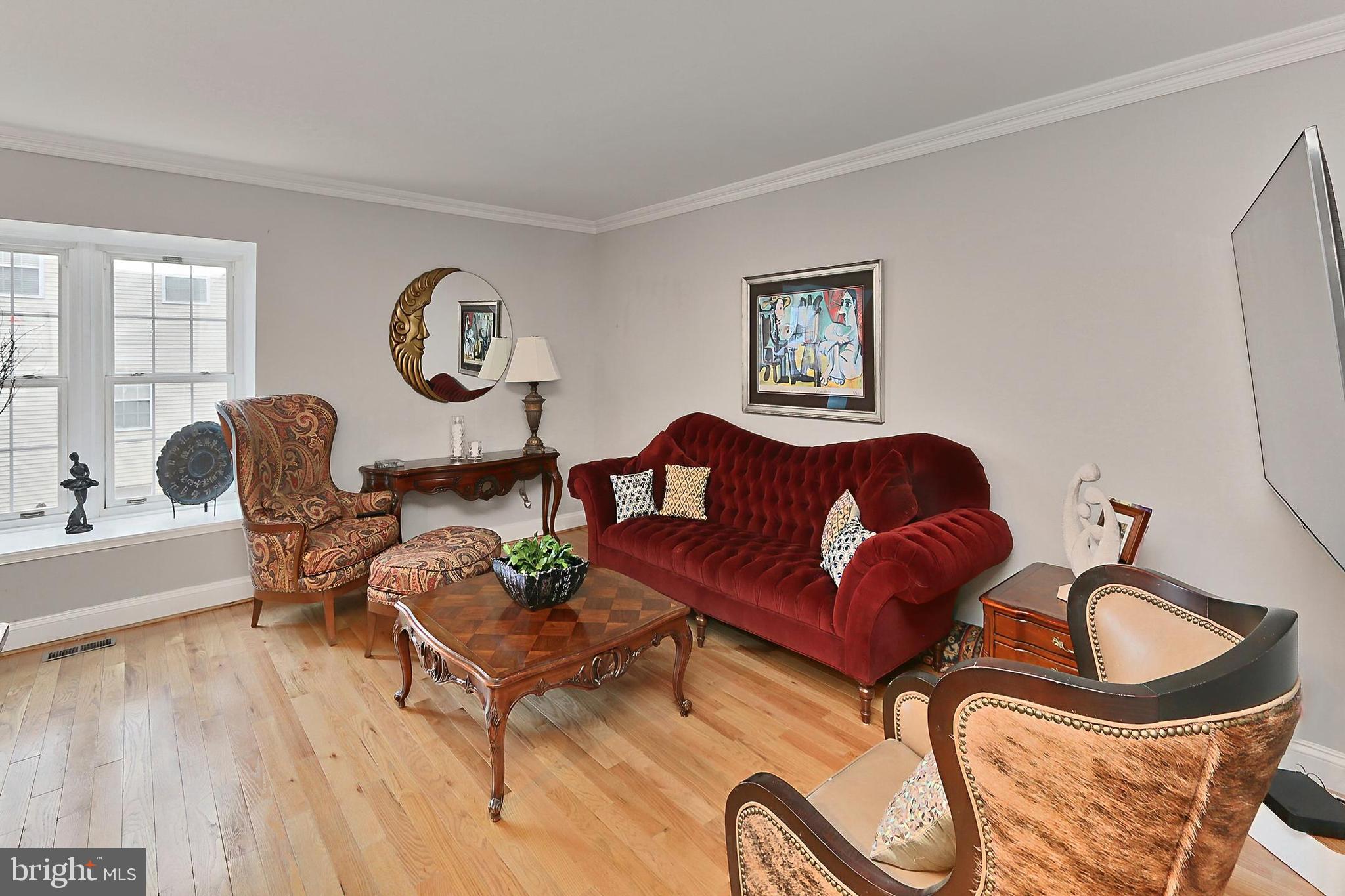 GLEN COVE - Residential