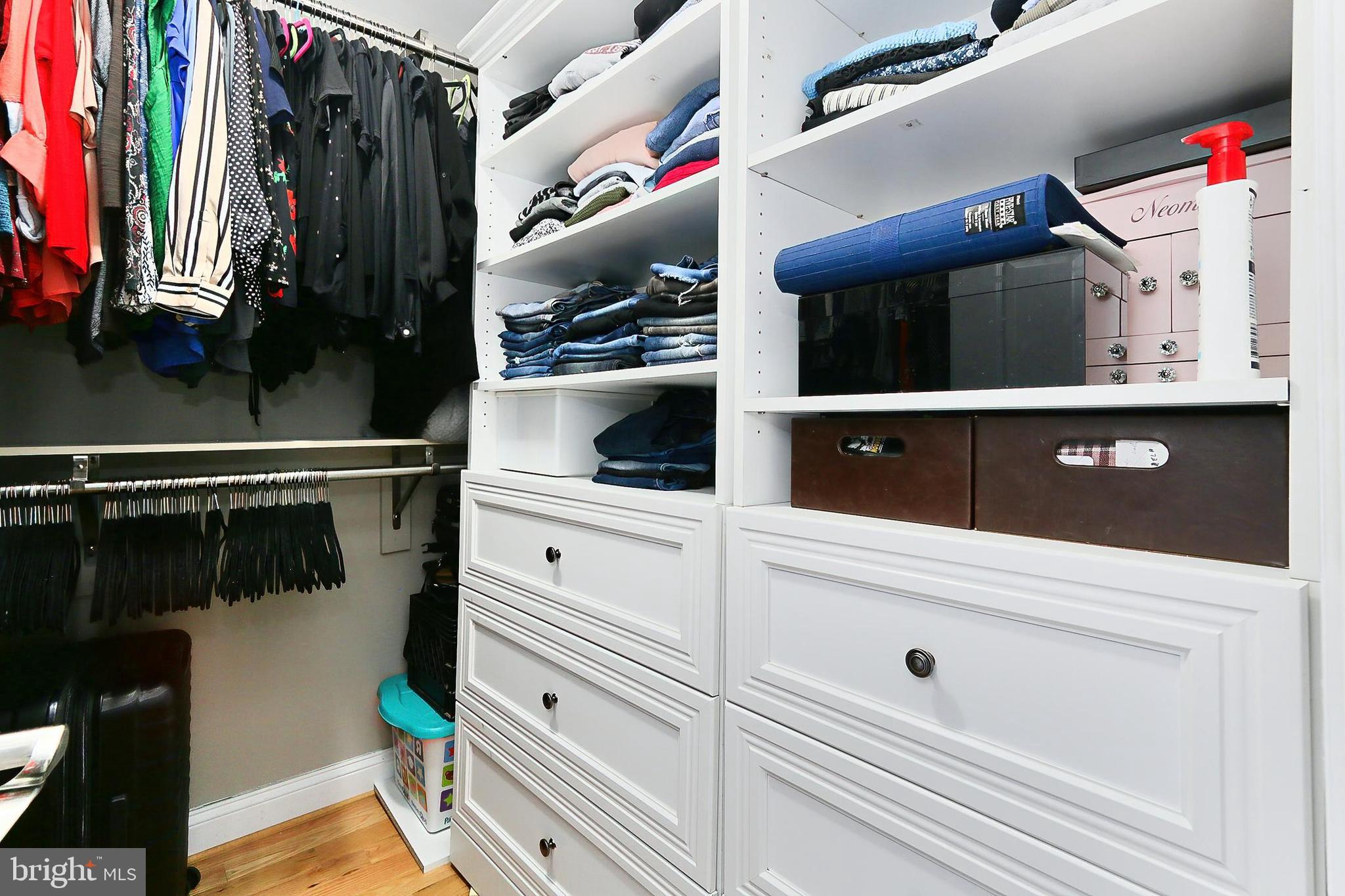 GLEN COVE - Residential