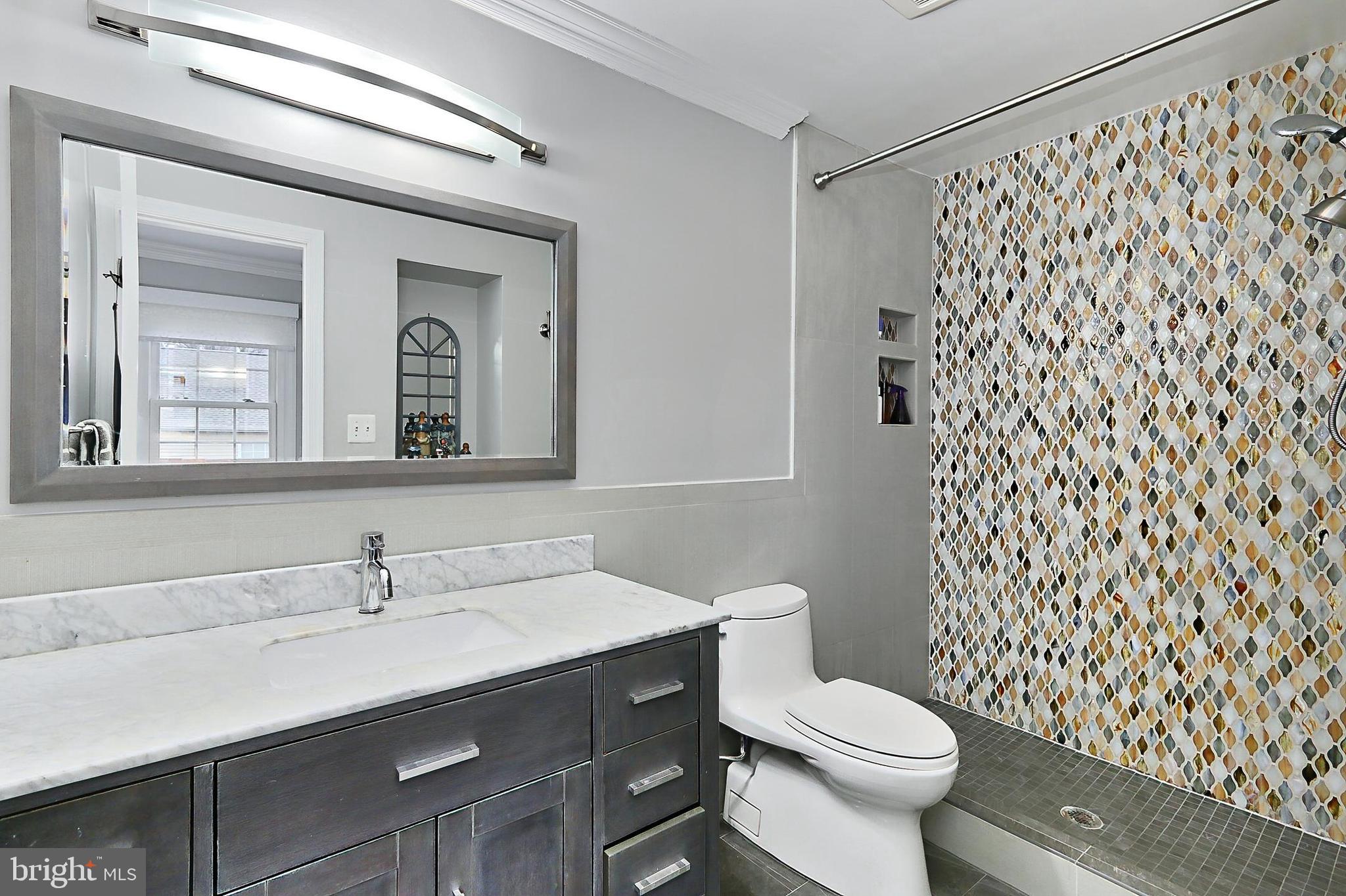 GLEN COVE - Residential