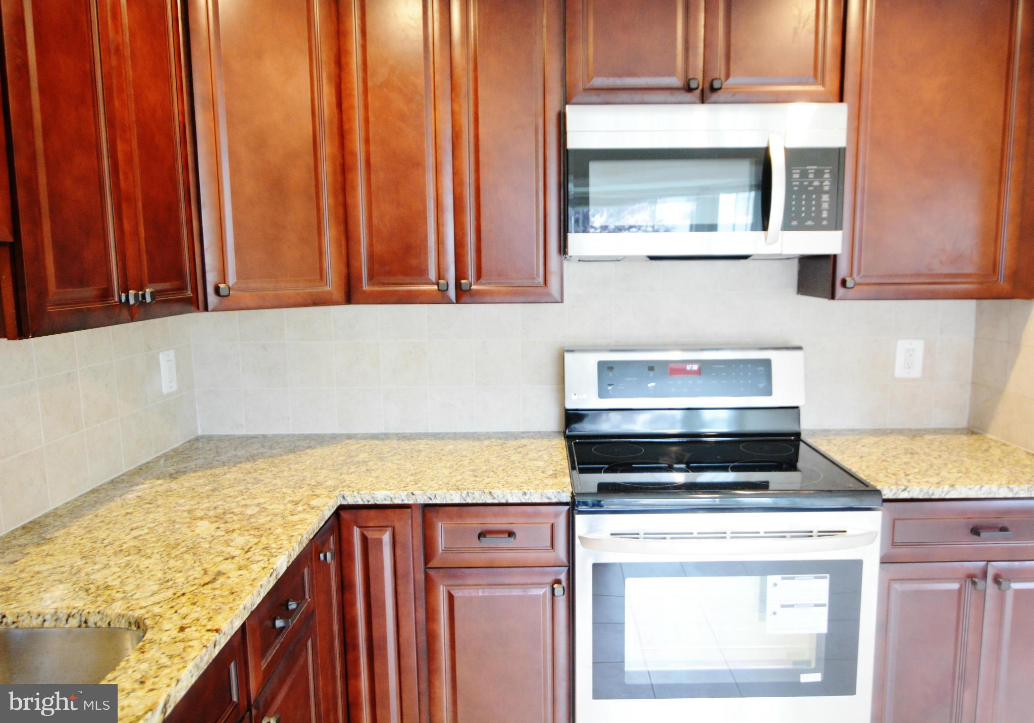 AMBERLEIGH - Residential Lease