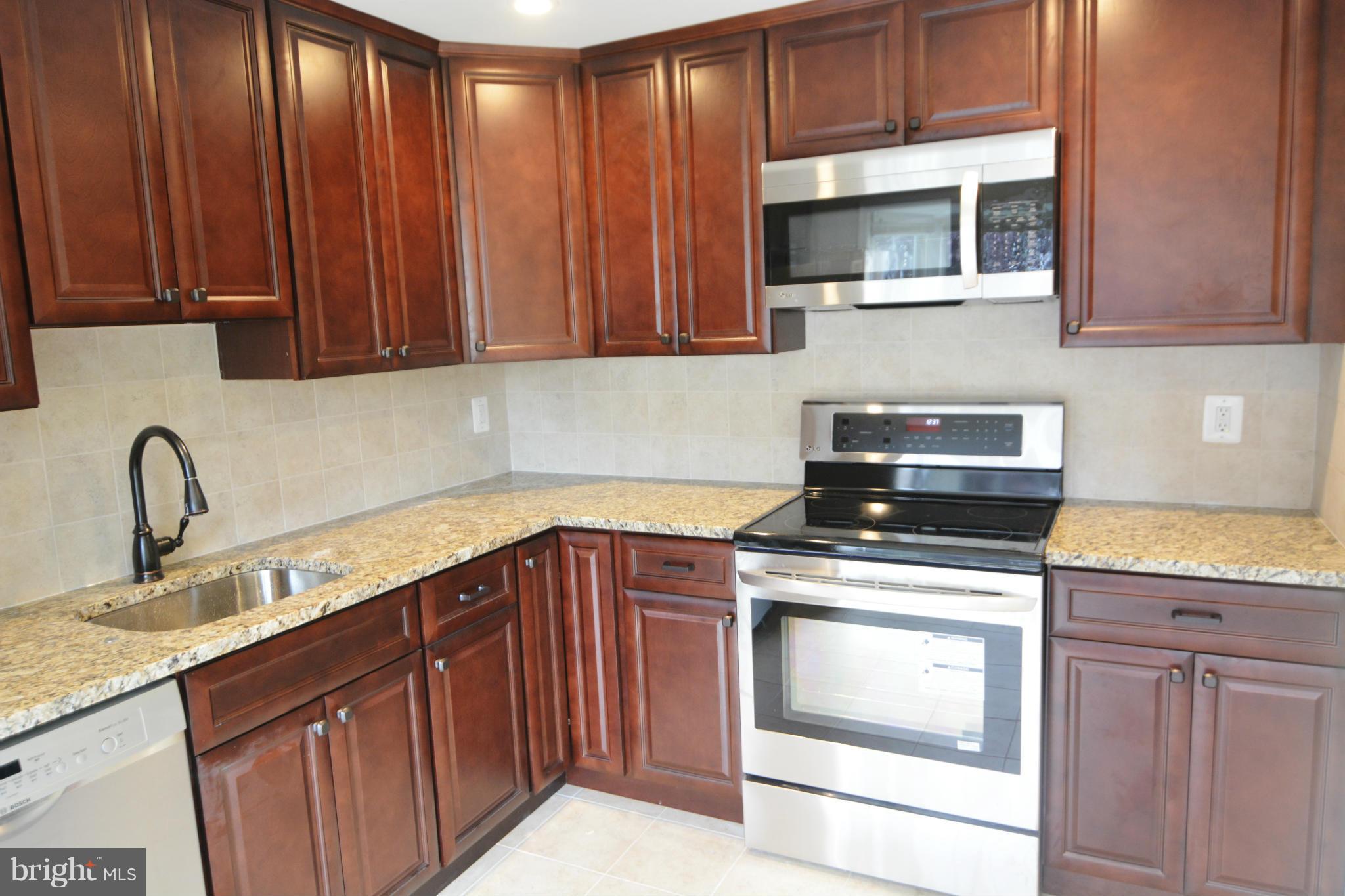 AMBERLEIGH - Residential Lease