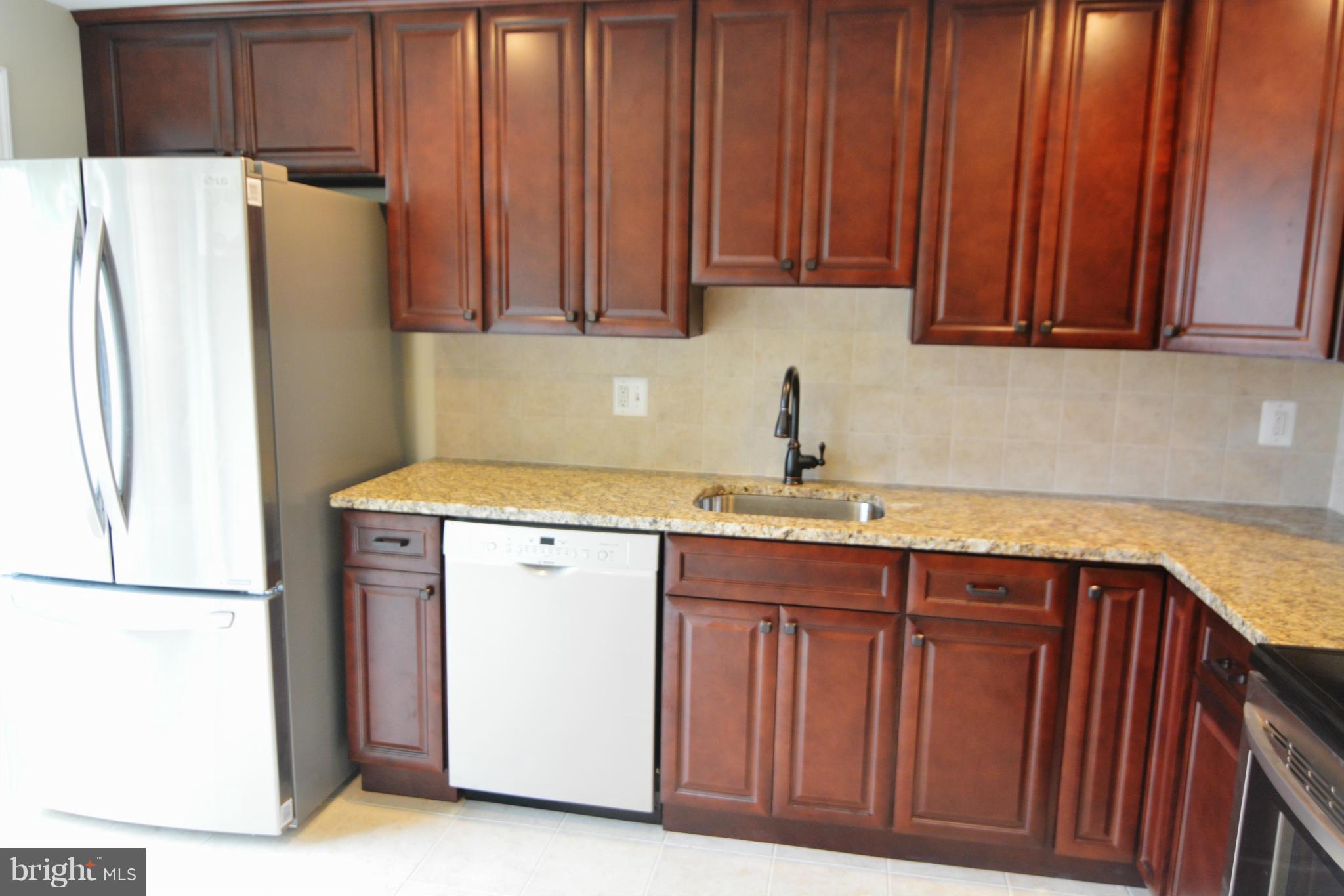 AMBERLEIGH - Residential Lease