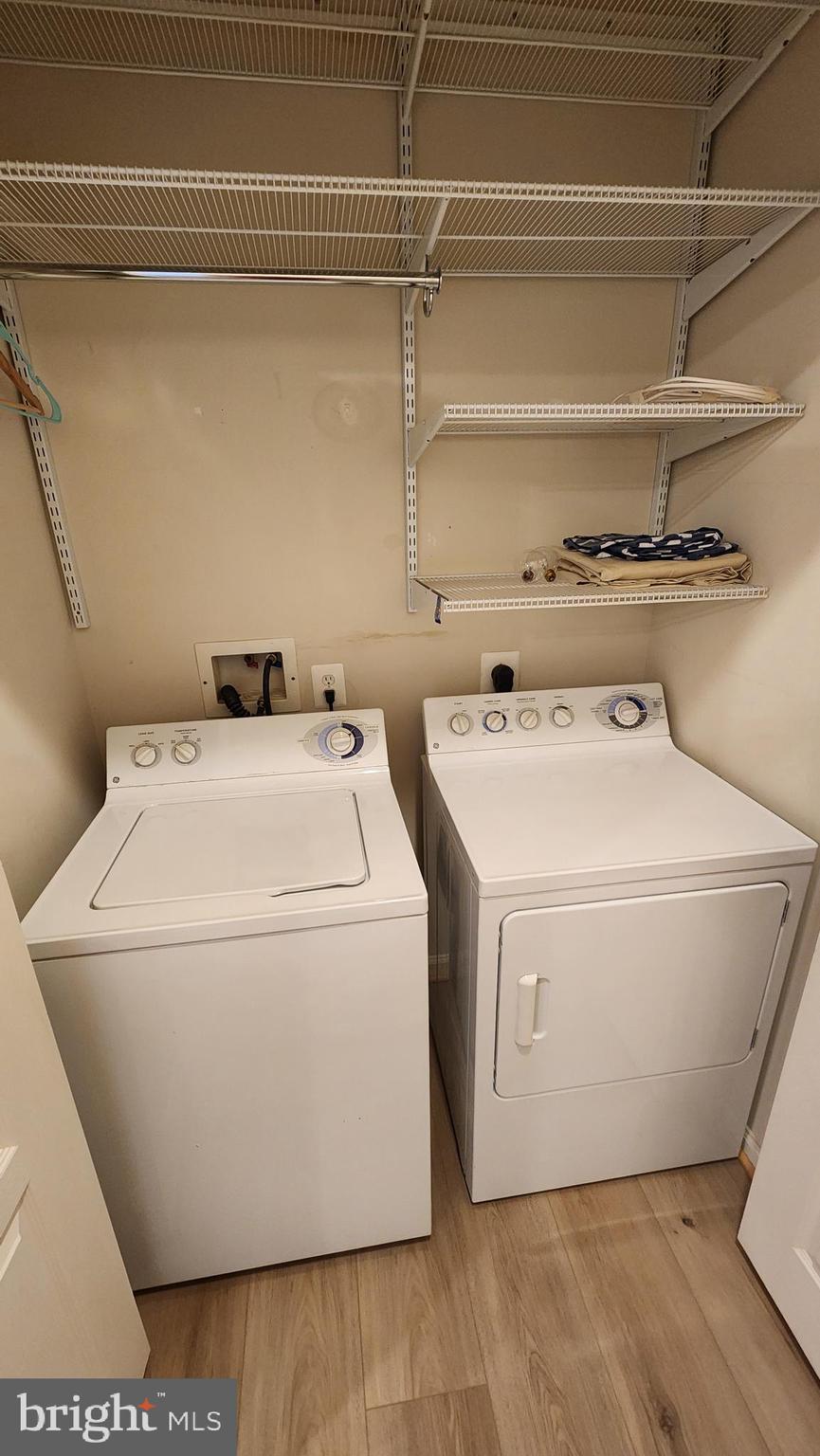 SAVOY AT RESTON TOWN CENTER - Residential Lease