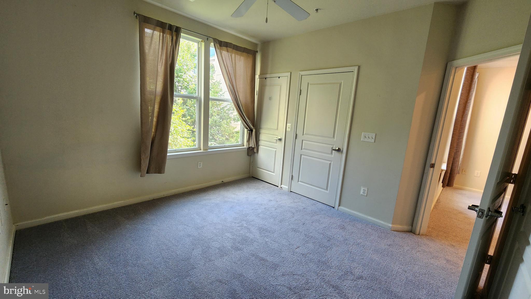 SAVOY AT RESTON TOWN CENTER - Residential Lease