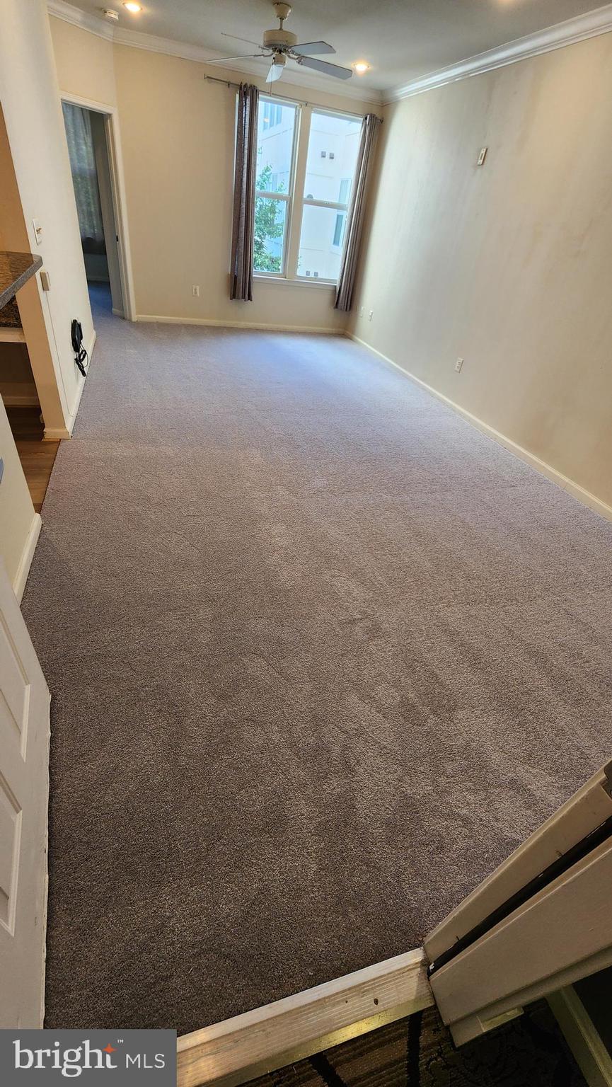 SAVOY AT RESTON TOWN CENTER - Residential Lease