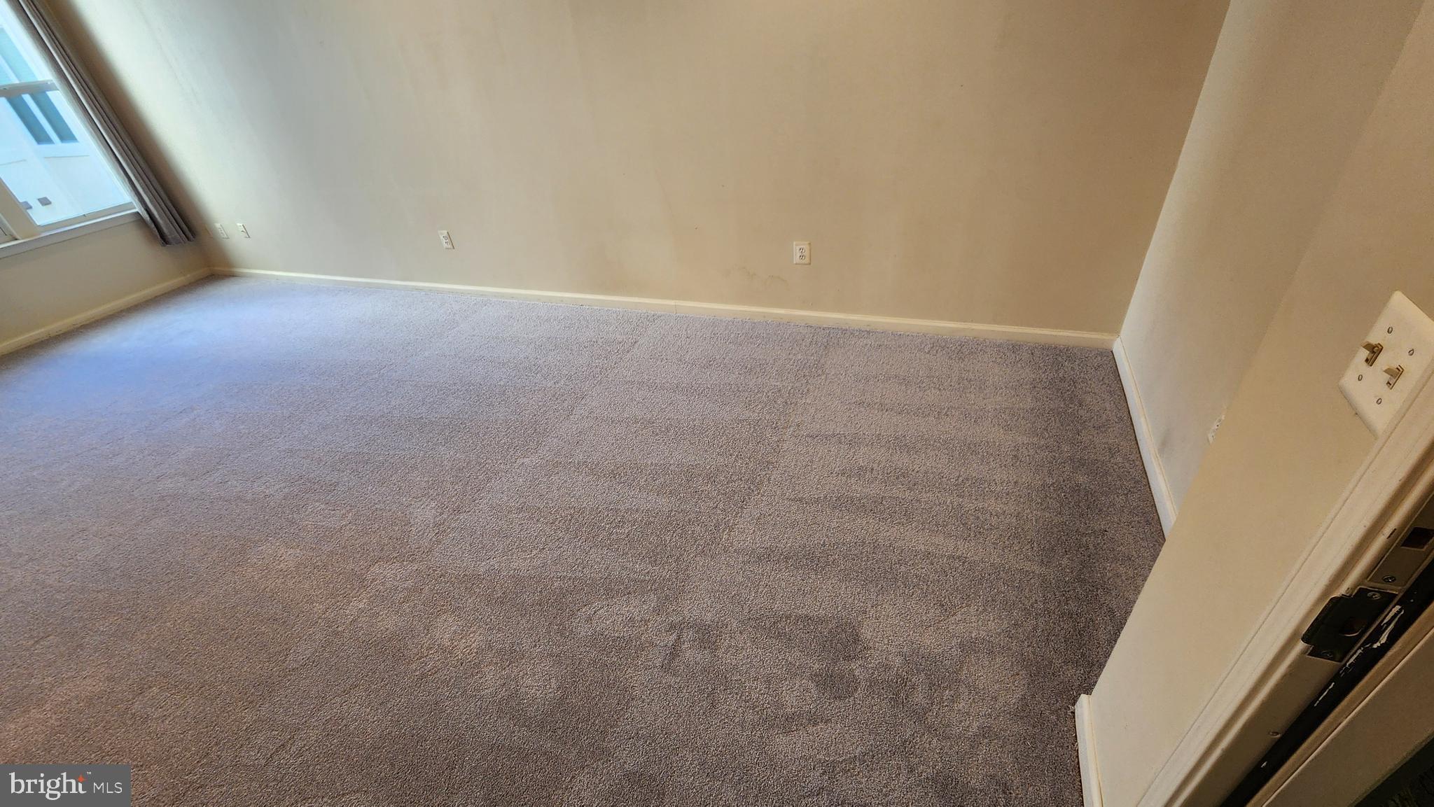 SAVOY AT RESTON TOWN CENTER - Residential Lease