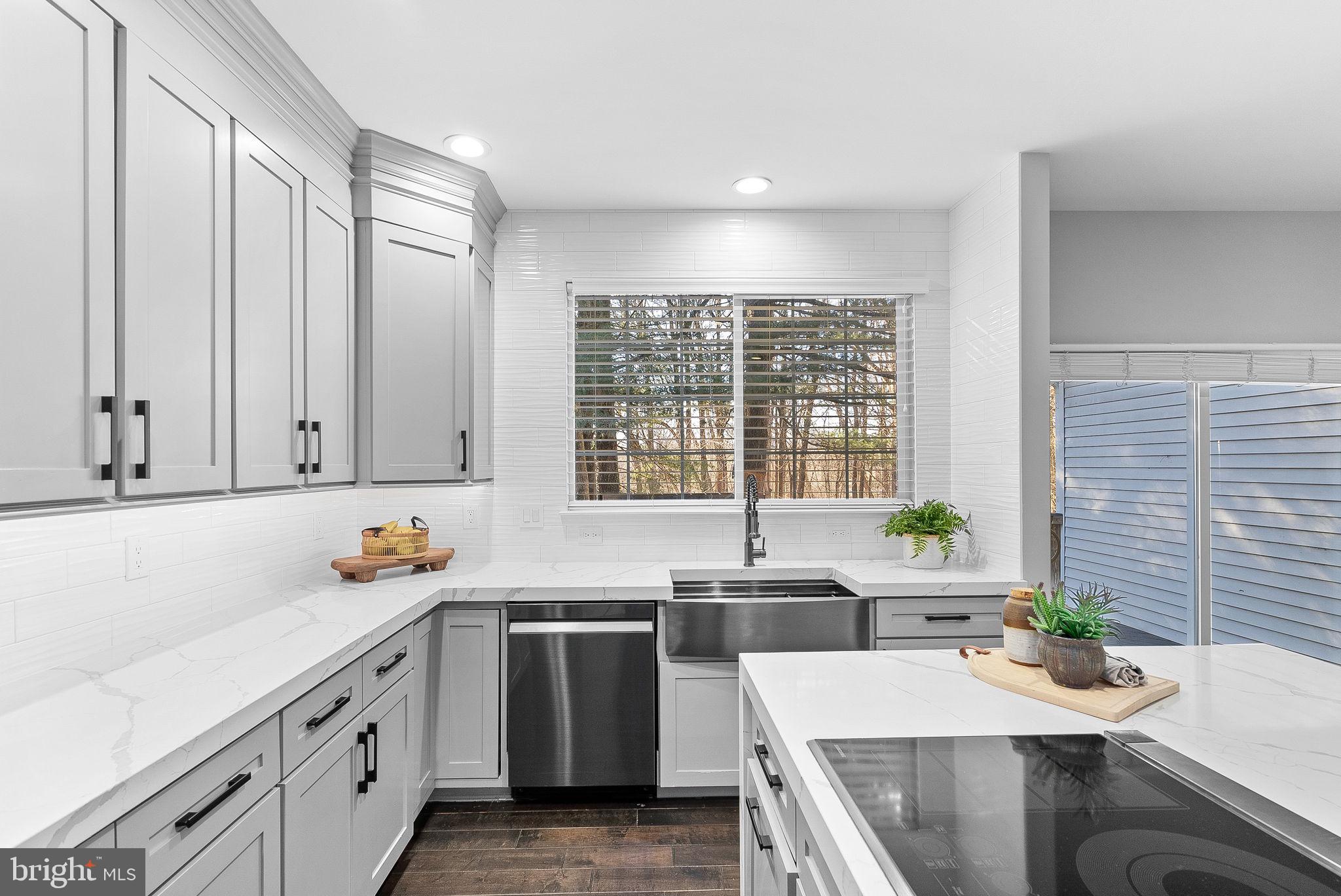 OLD DOMINION VALLEY - Residential