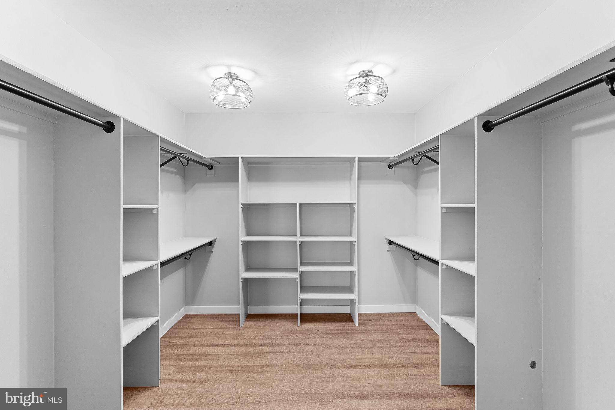 OLD DOMINION VALLEY - Residential