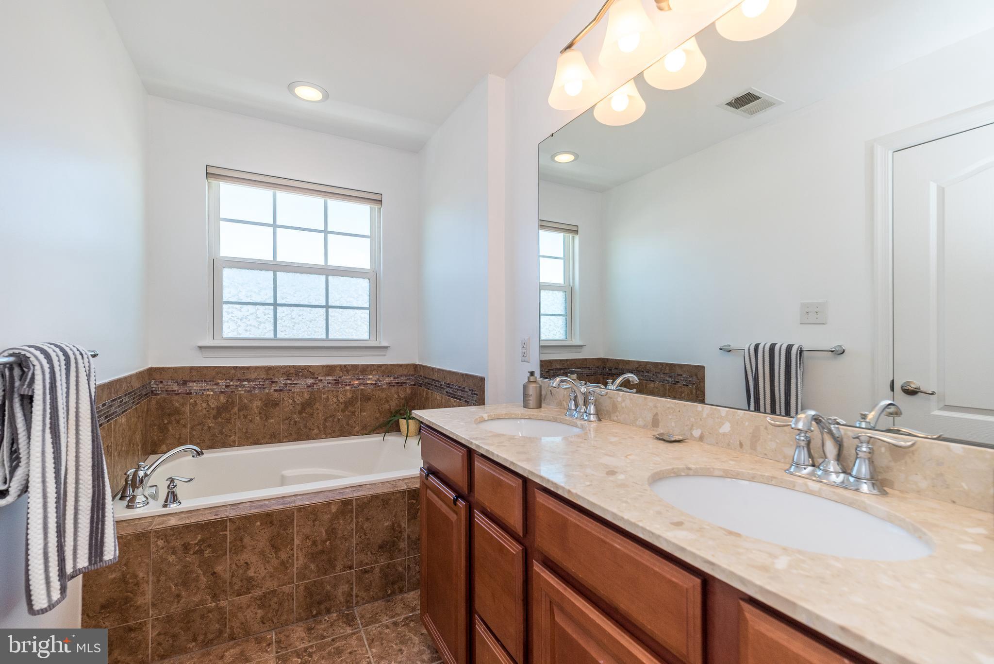 ANDALE GREEN - Residential