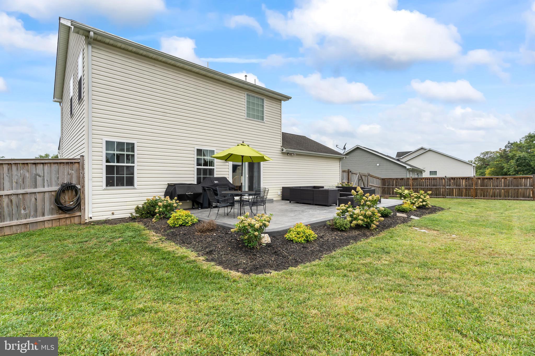 PINE GROVE ESTATES - Residential