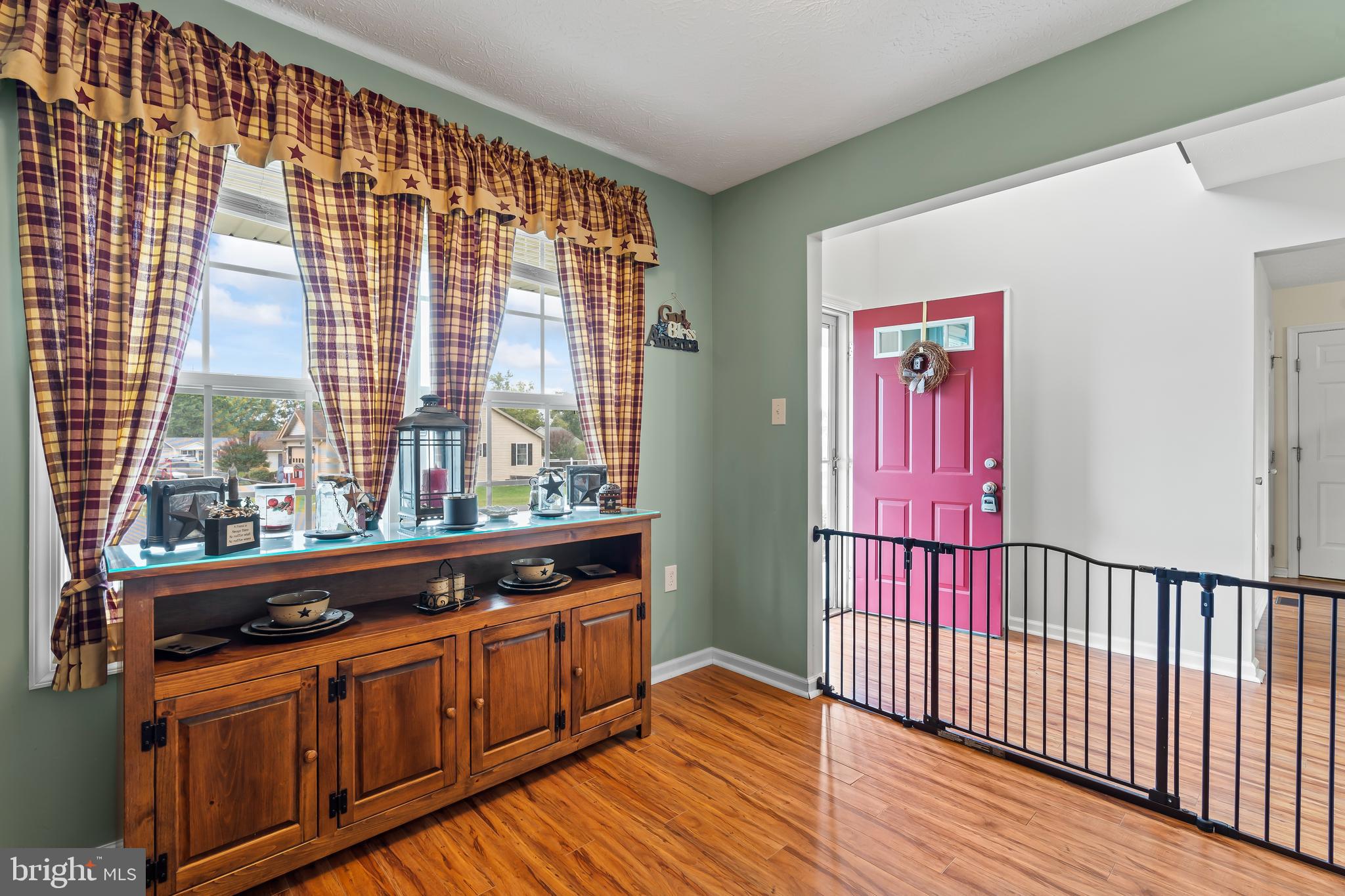 PINE GROVE ESTATES - Residential