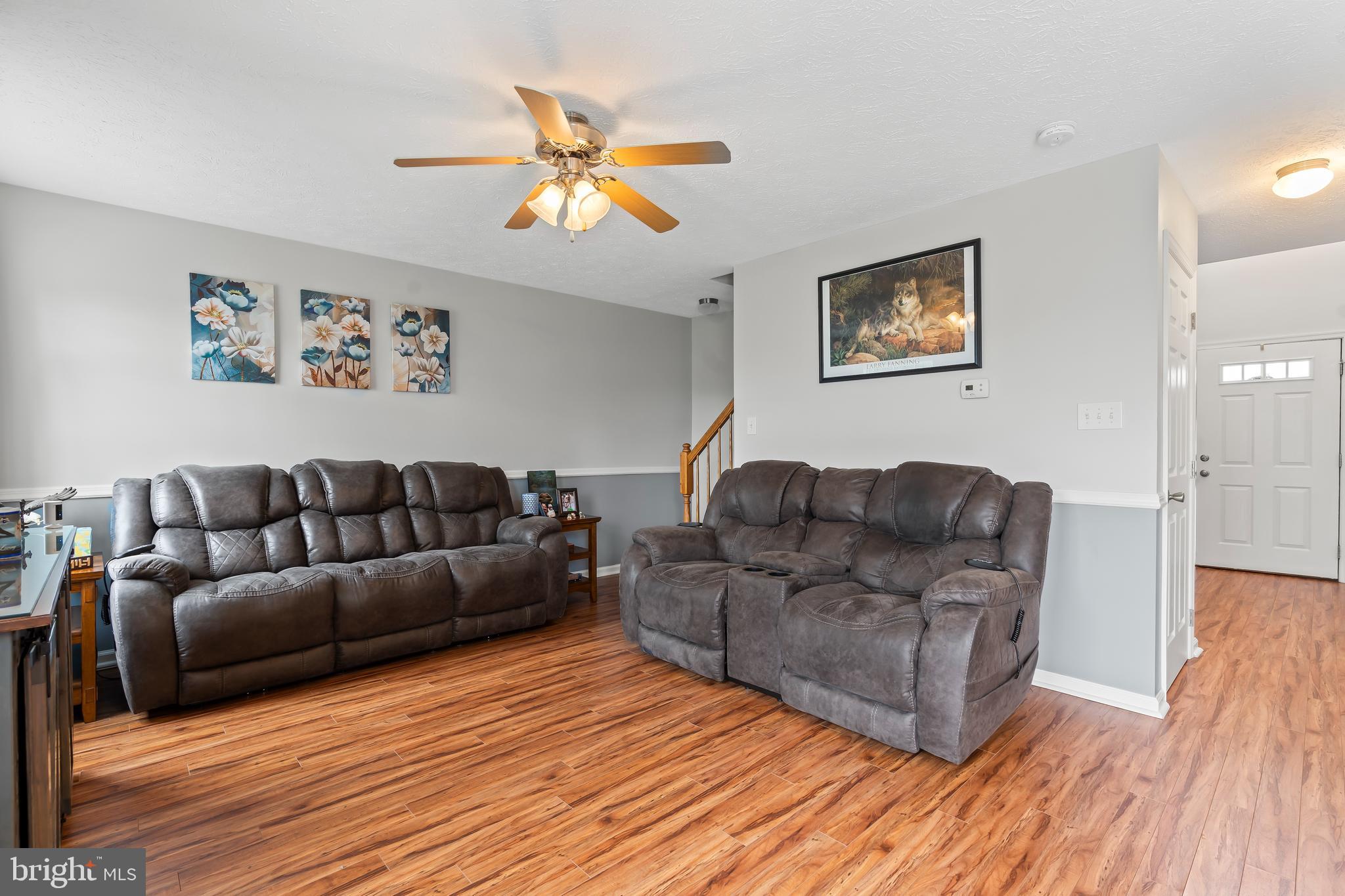 PINE GROVE ESTATES - Residential