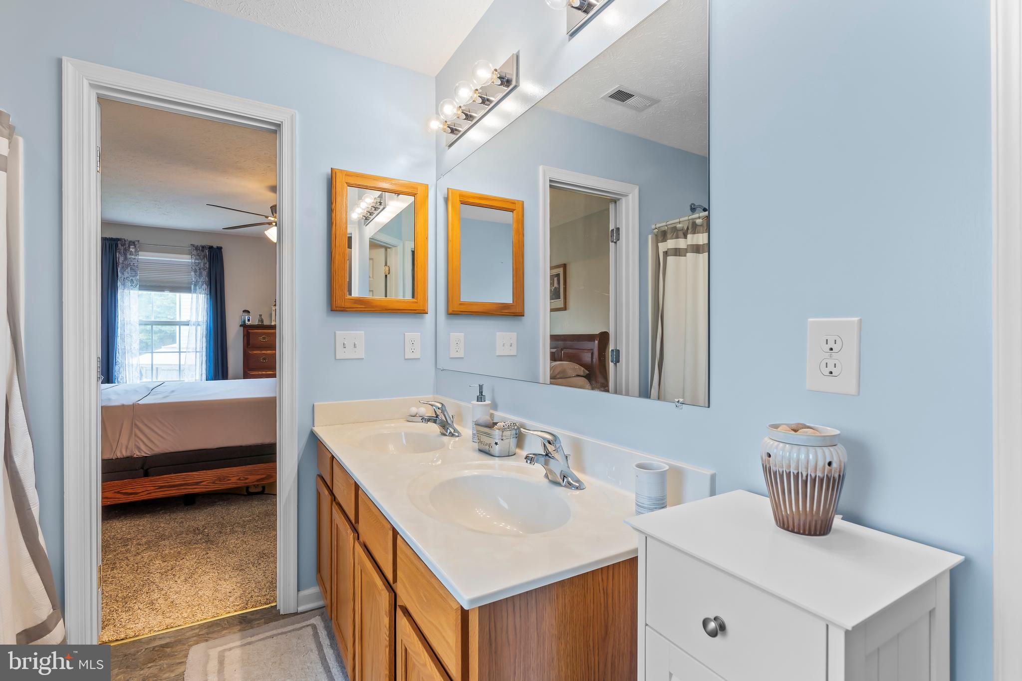 PINE GROVE ESTATES - Residential