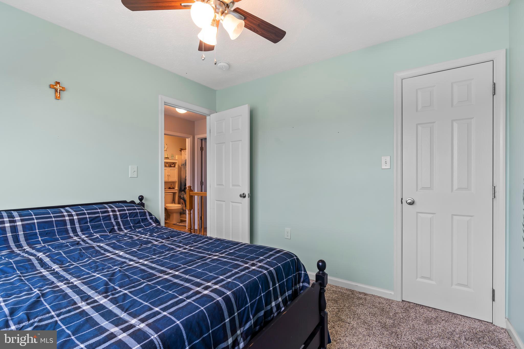 PINE GROVE ESTATES - Residential