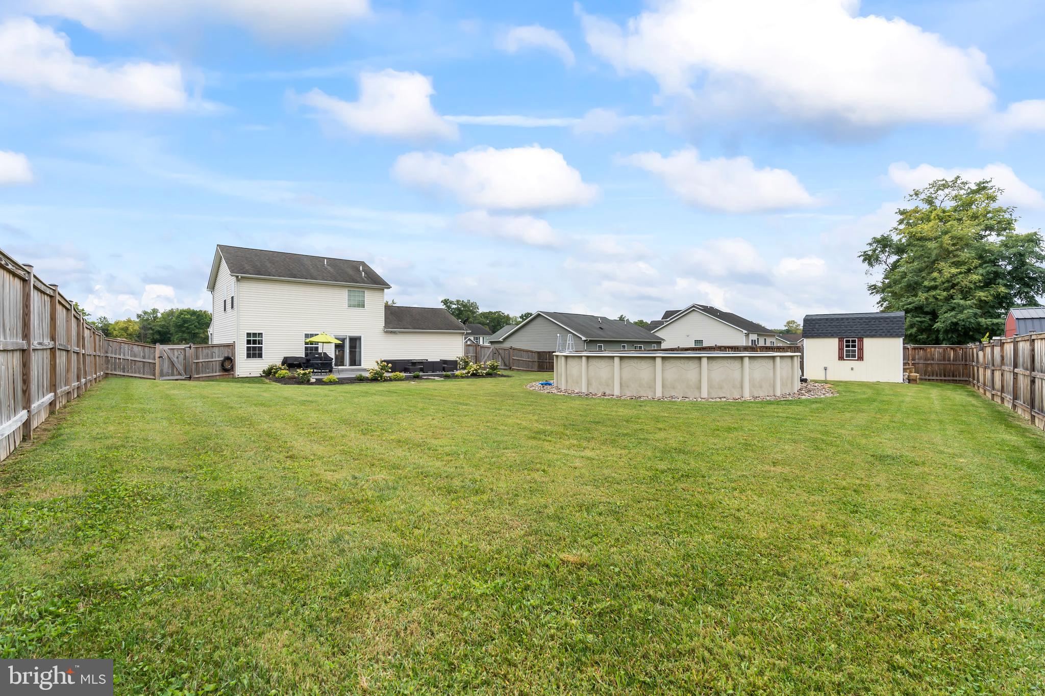 PINE GROVE ESTATES - Residential