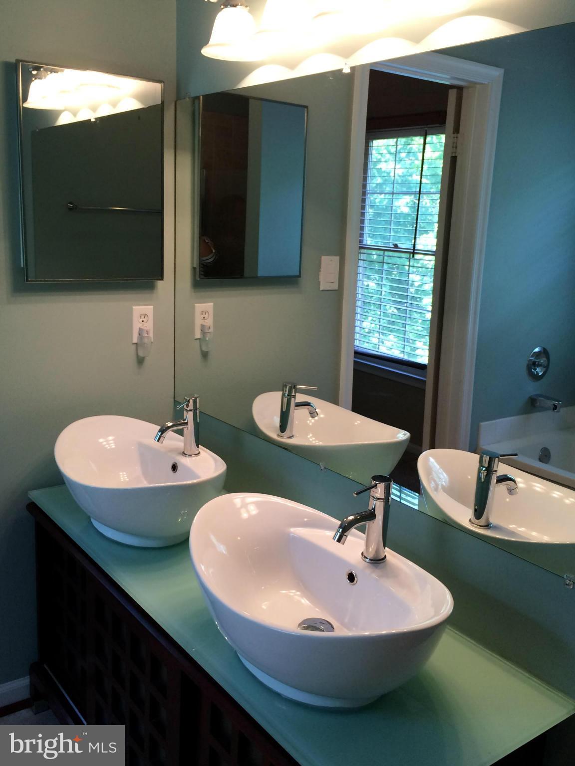 WOODSTONE - Residential Lease