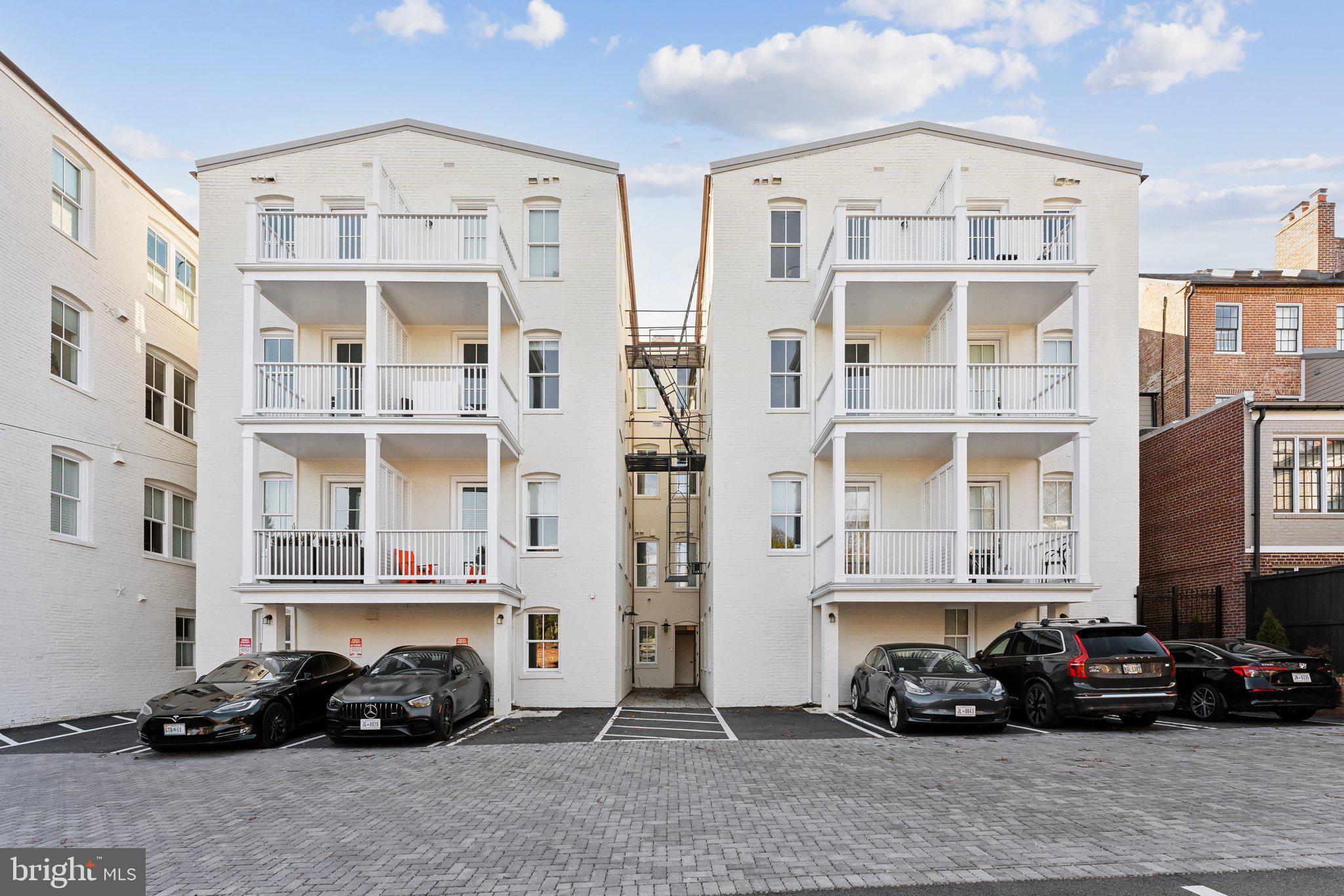 GEORGETOWN - Residential