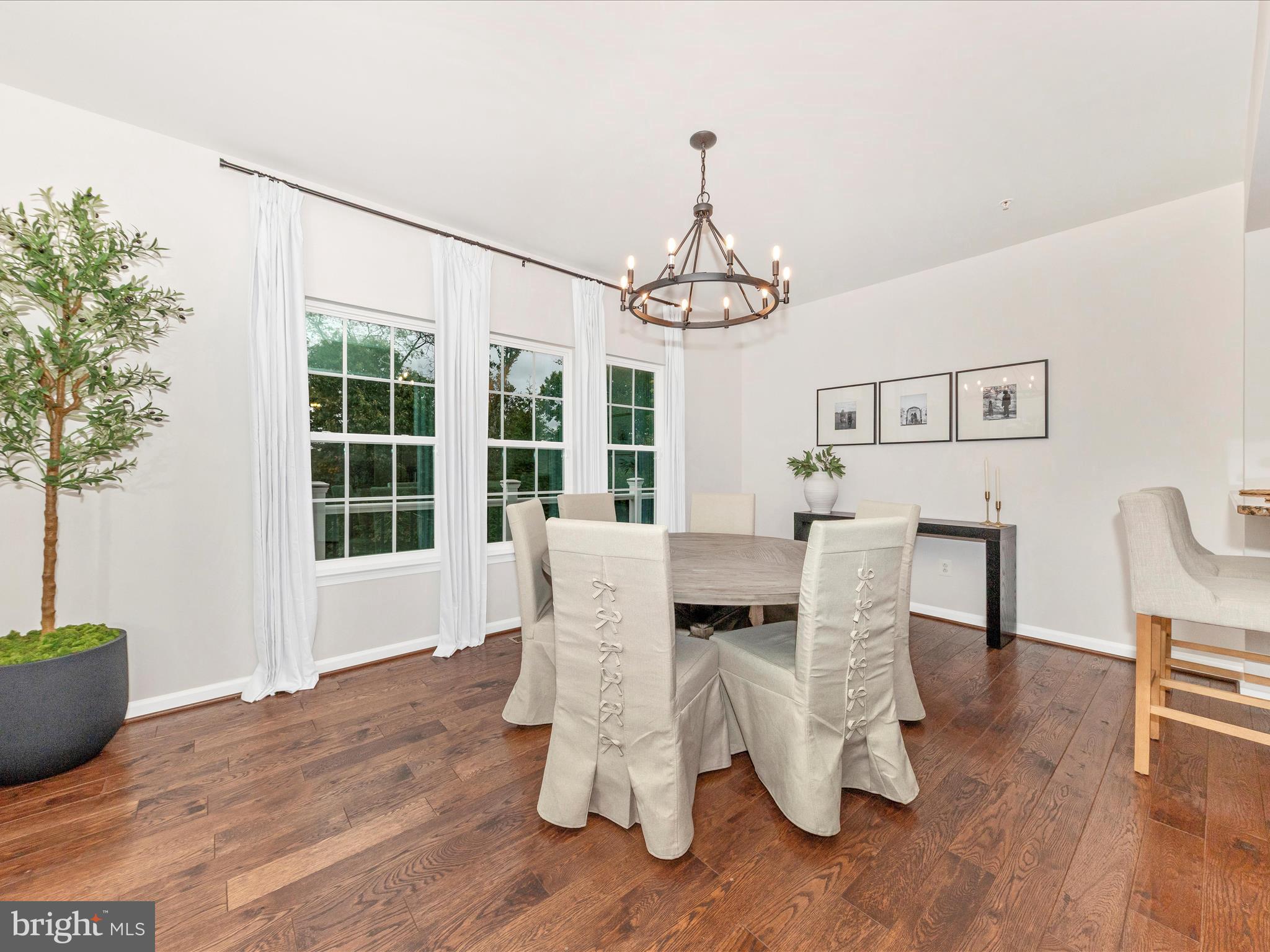 WOODRIDGE - Residential