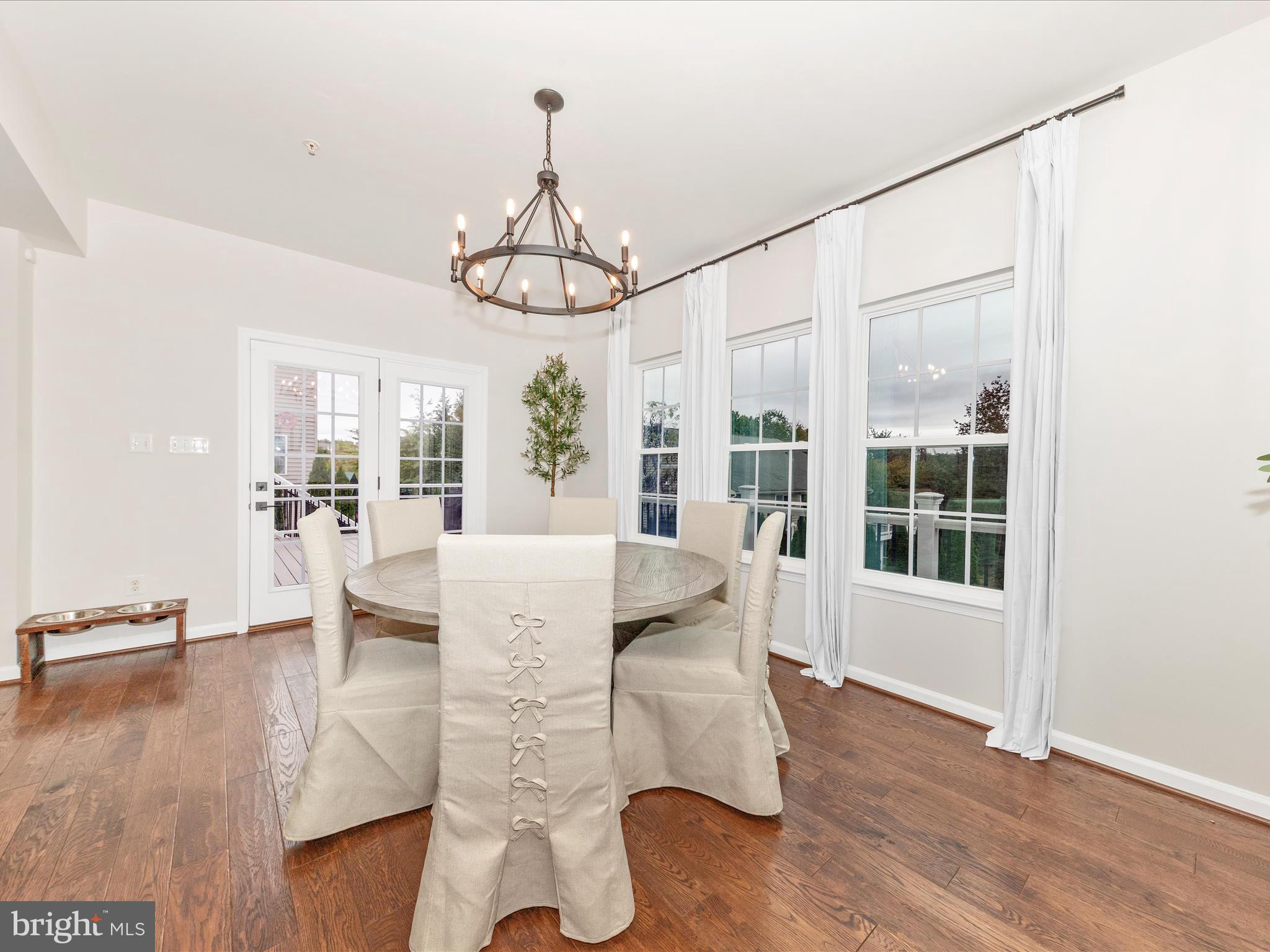 WOODRIDGE - Residential