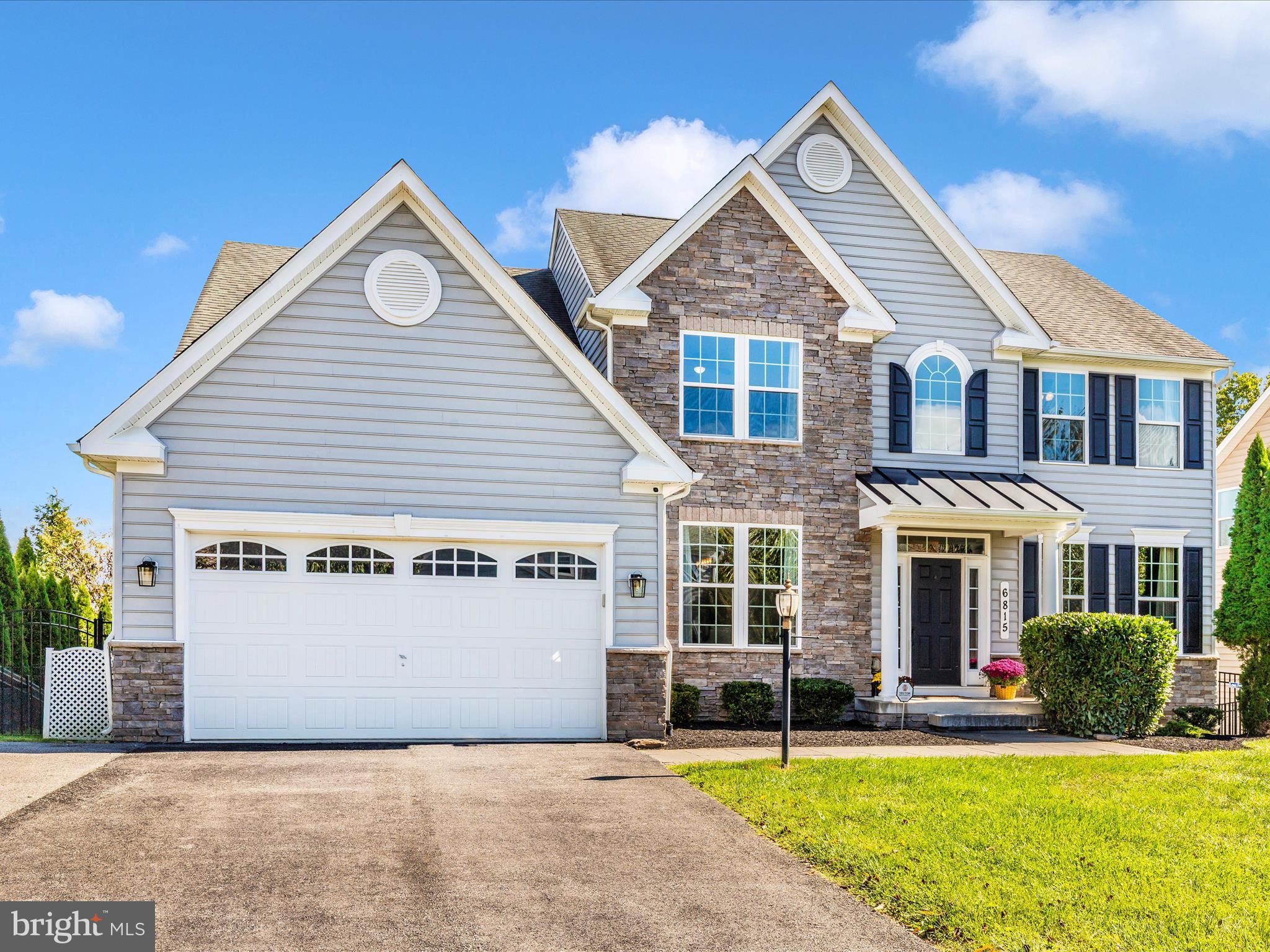 WOODRIDGE - Residential