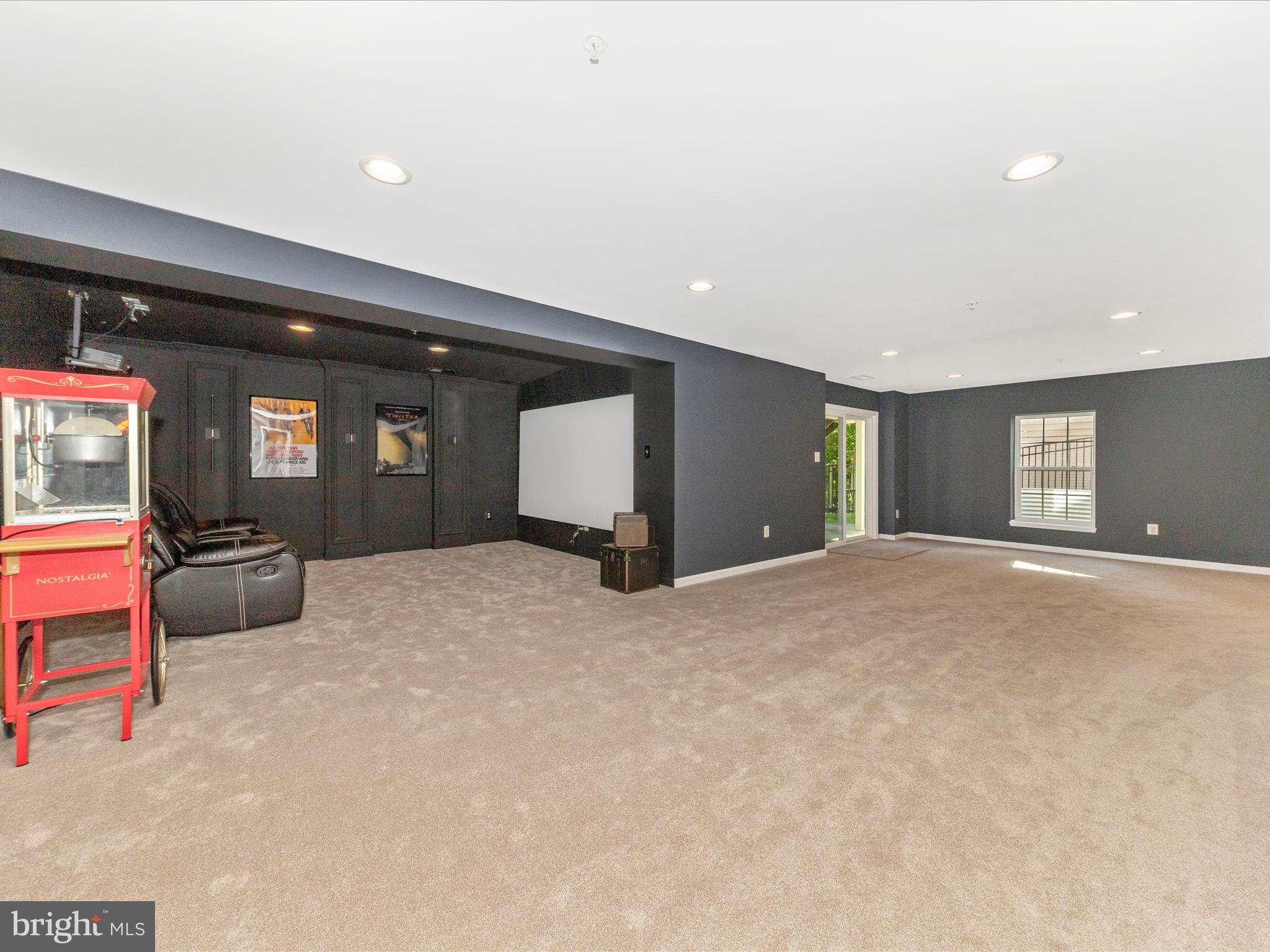 WOODRIDGE - Residential