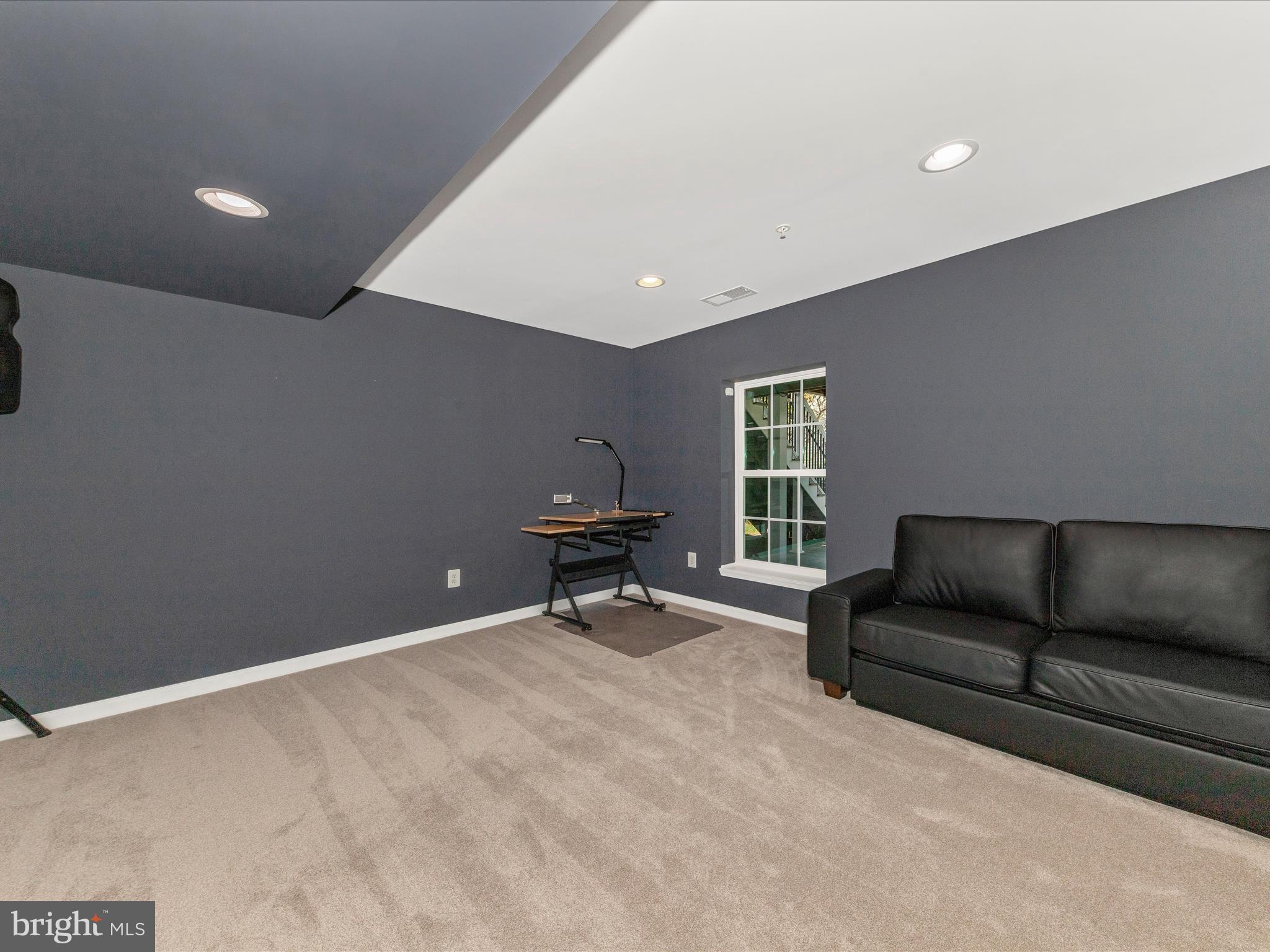 WOODRIDGE - Residential