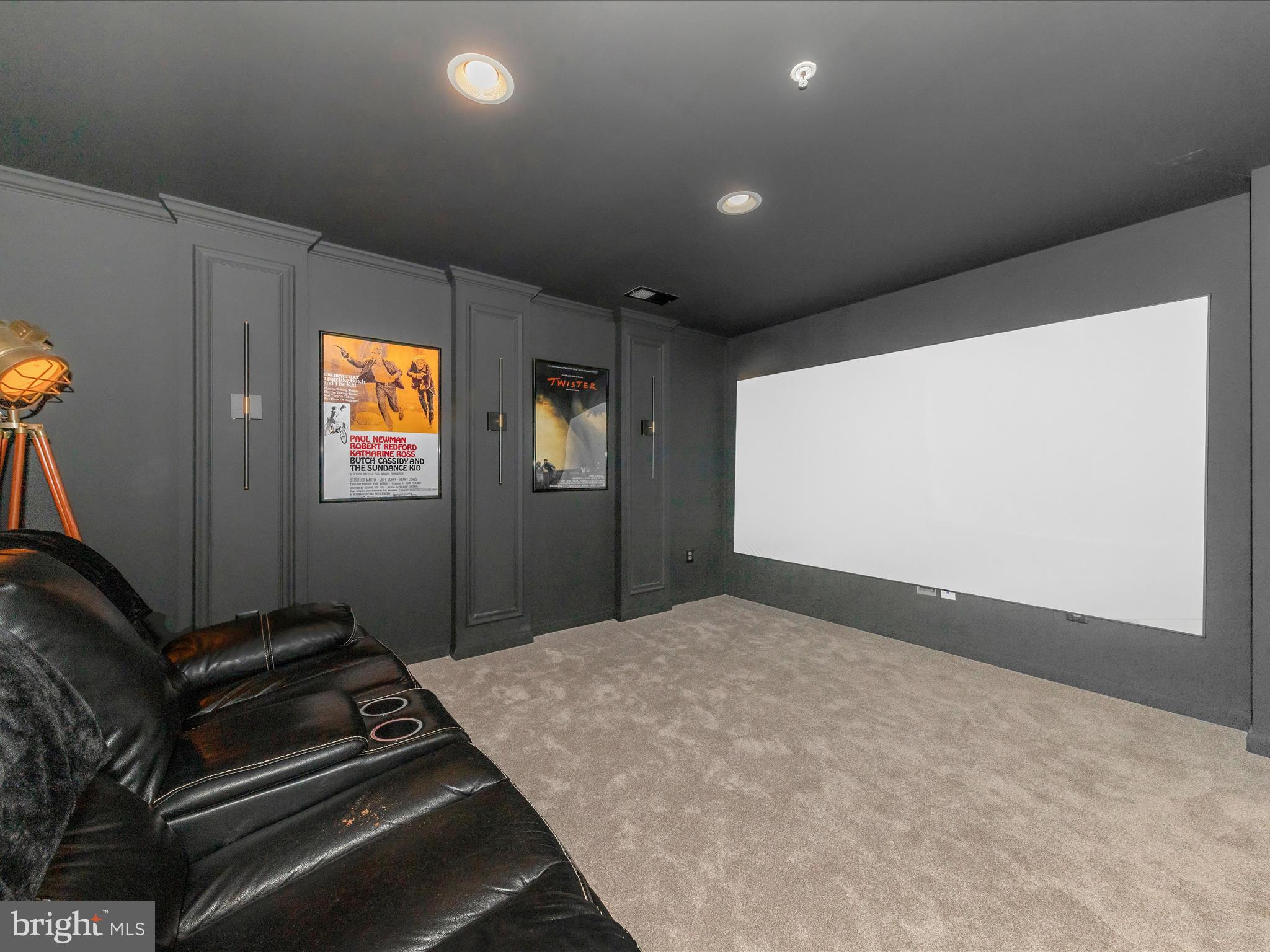 WOODRIDGE - Residential