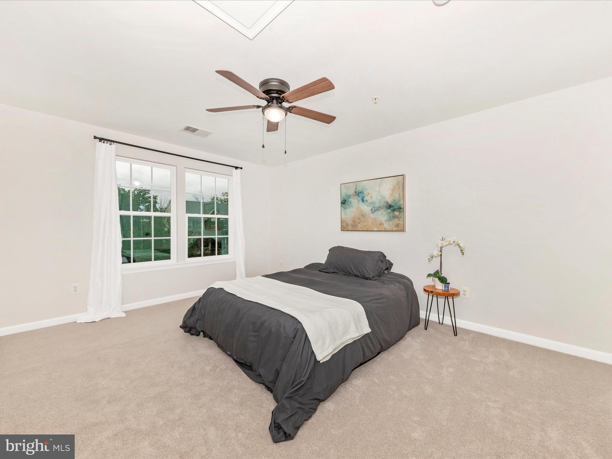 WOODRIDGE - Residential