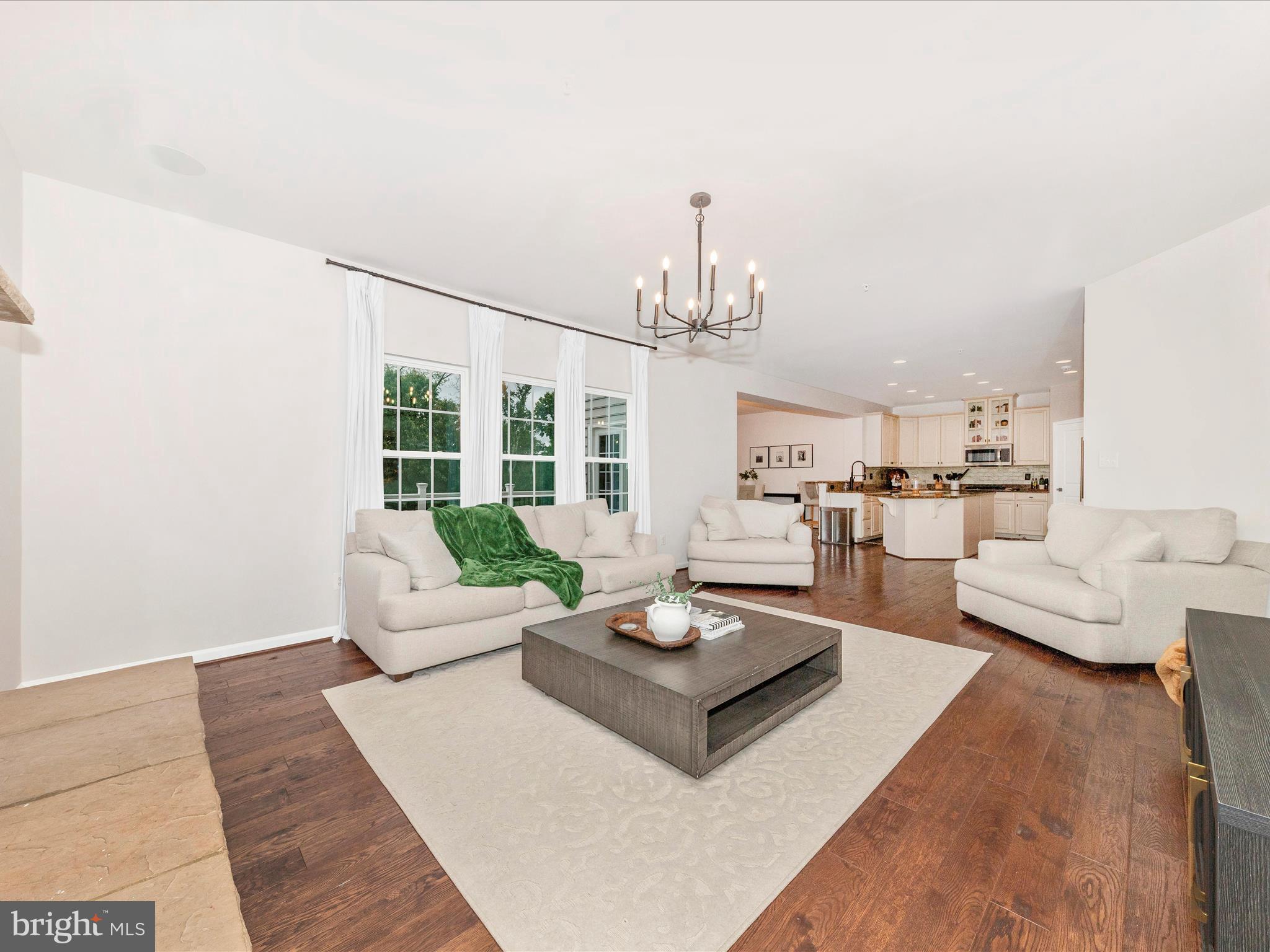 WOODRIDGE - Residential