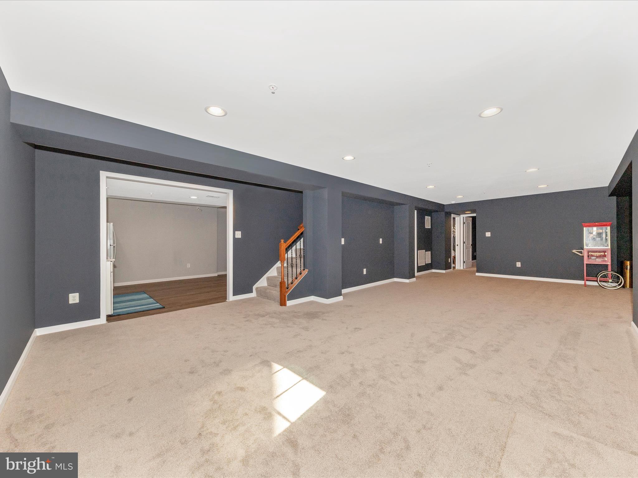 WOODRIDGE - Residential