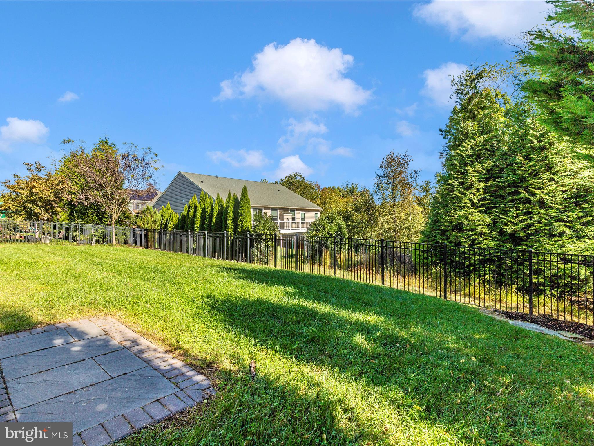 WOODRIDGE - Residential