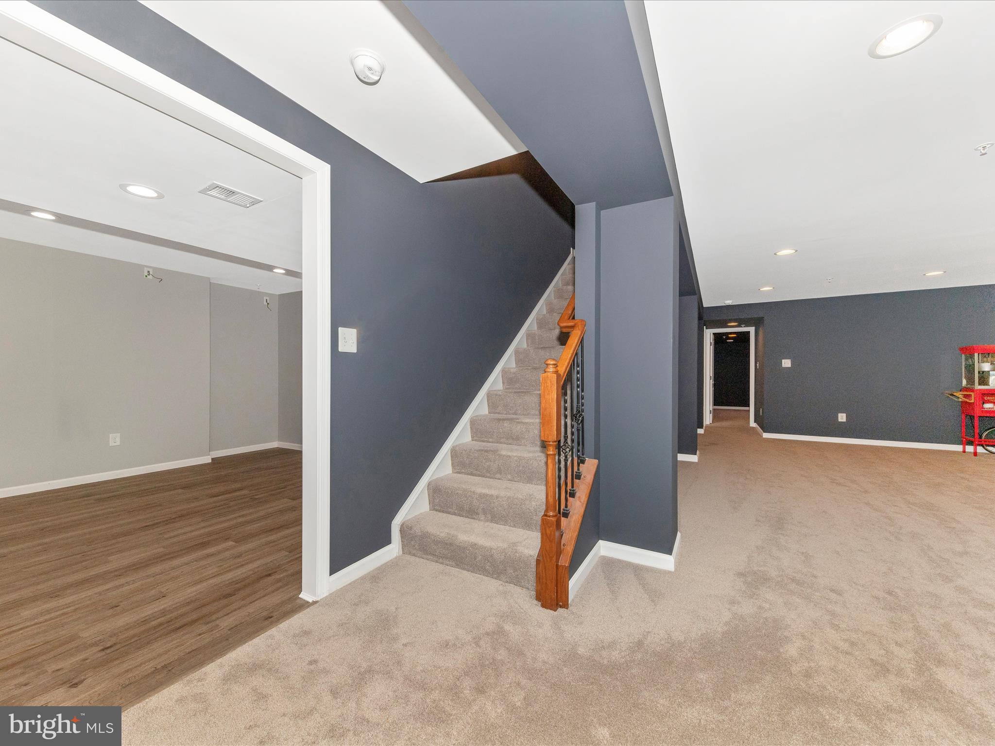 WOODRIDGE - Residential