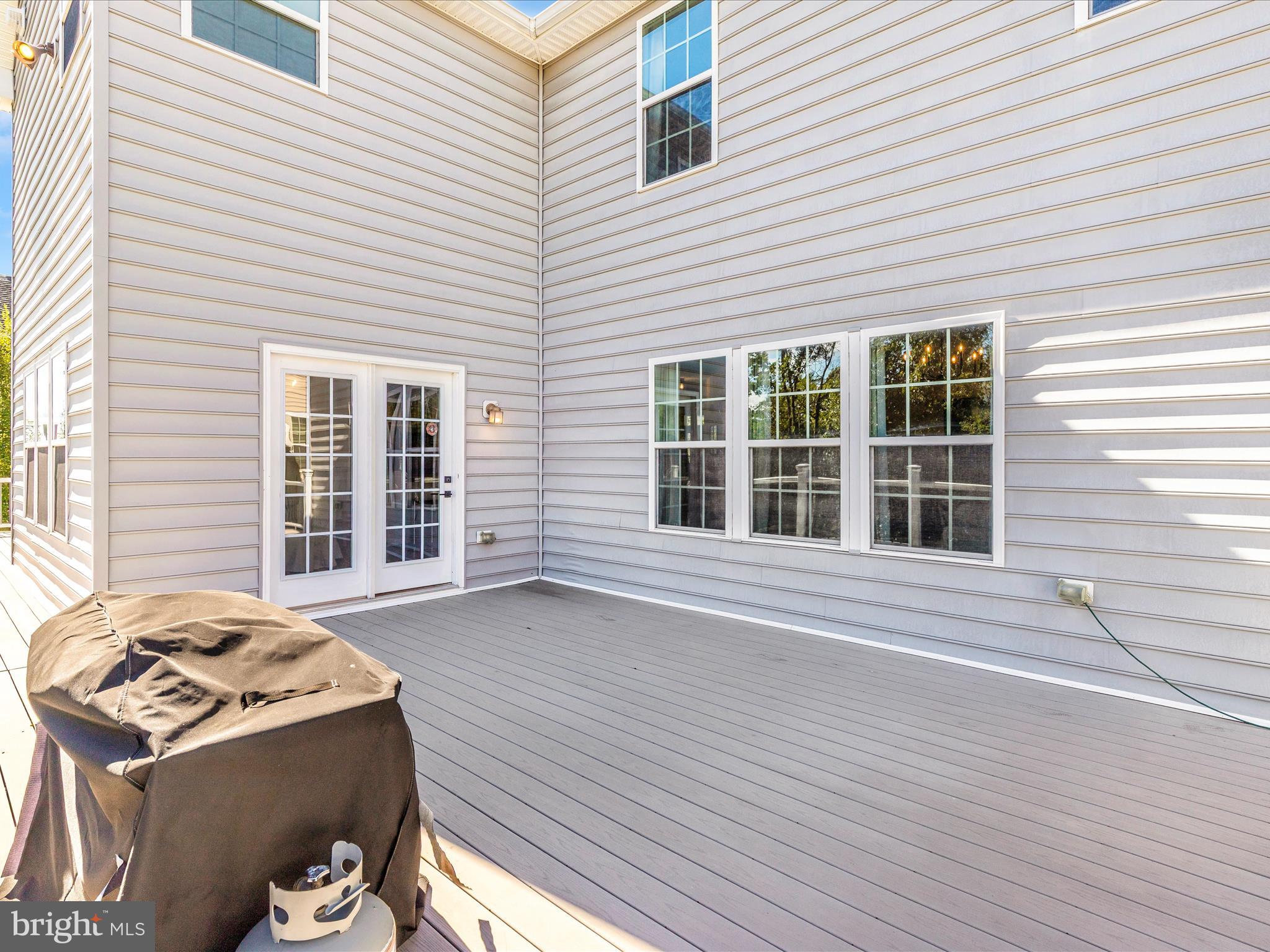 WOODRIDGE - Residential