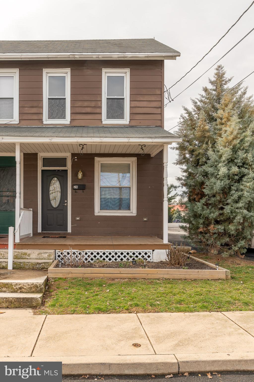 NEW HOLLAND BOROUGH - Residential