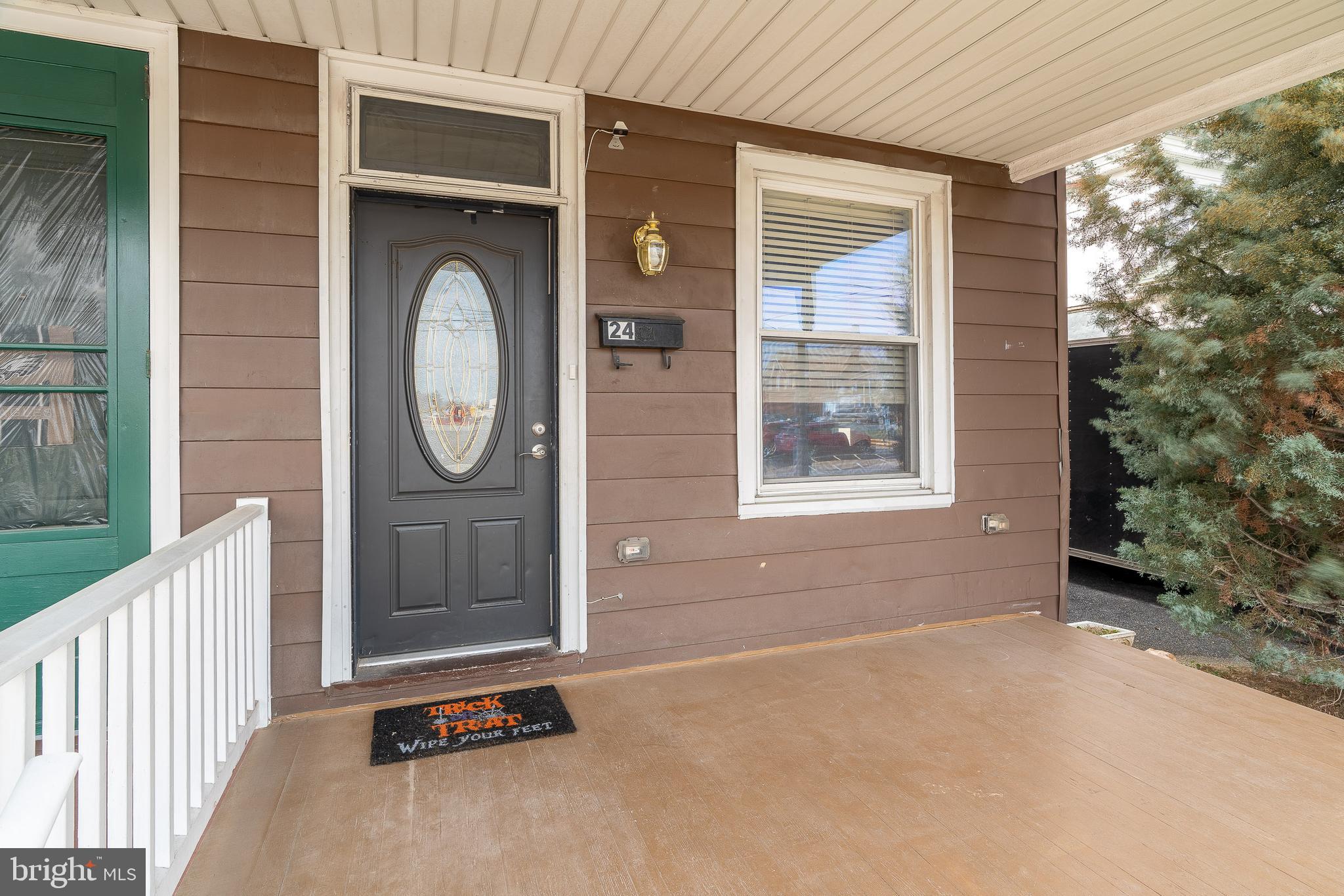 NEW HOLLAND BOROUGH - Residential