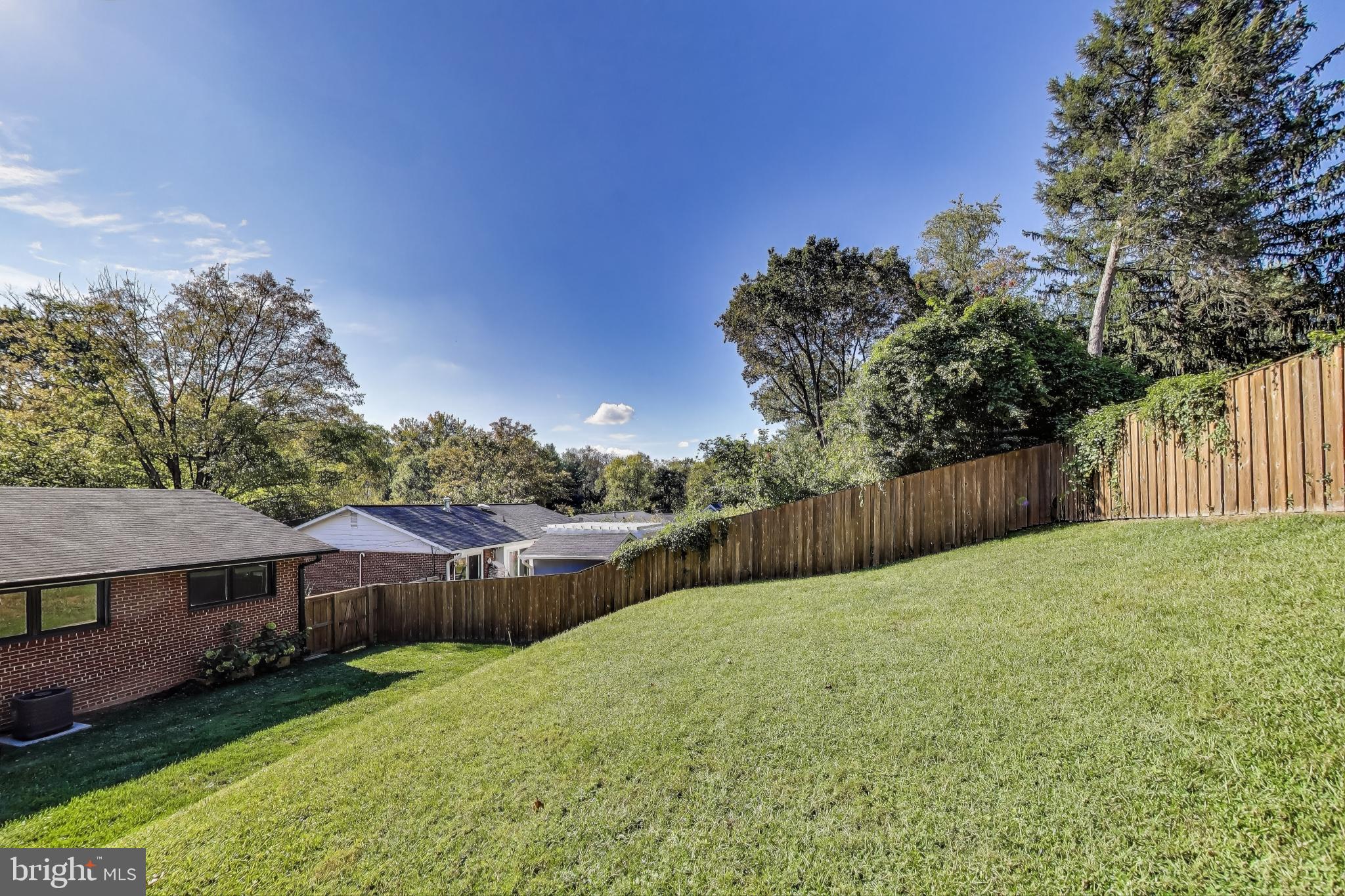 NEWPORT HILLS - Residential Lease